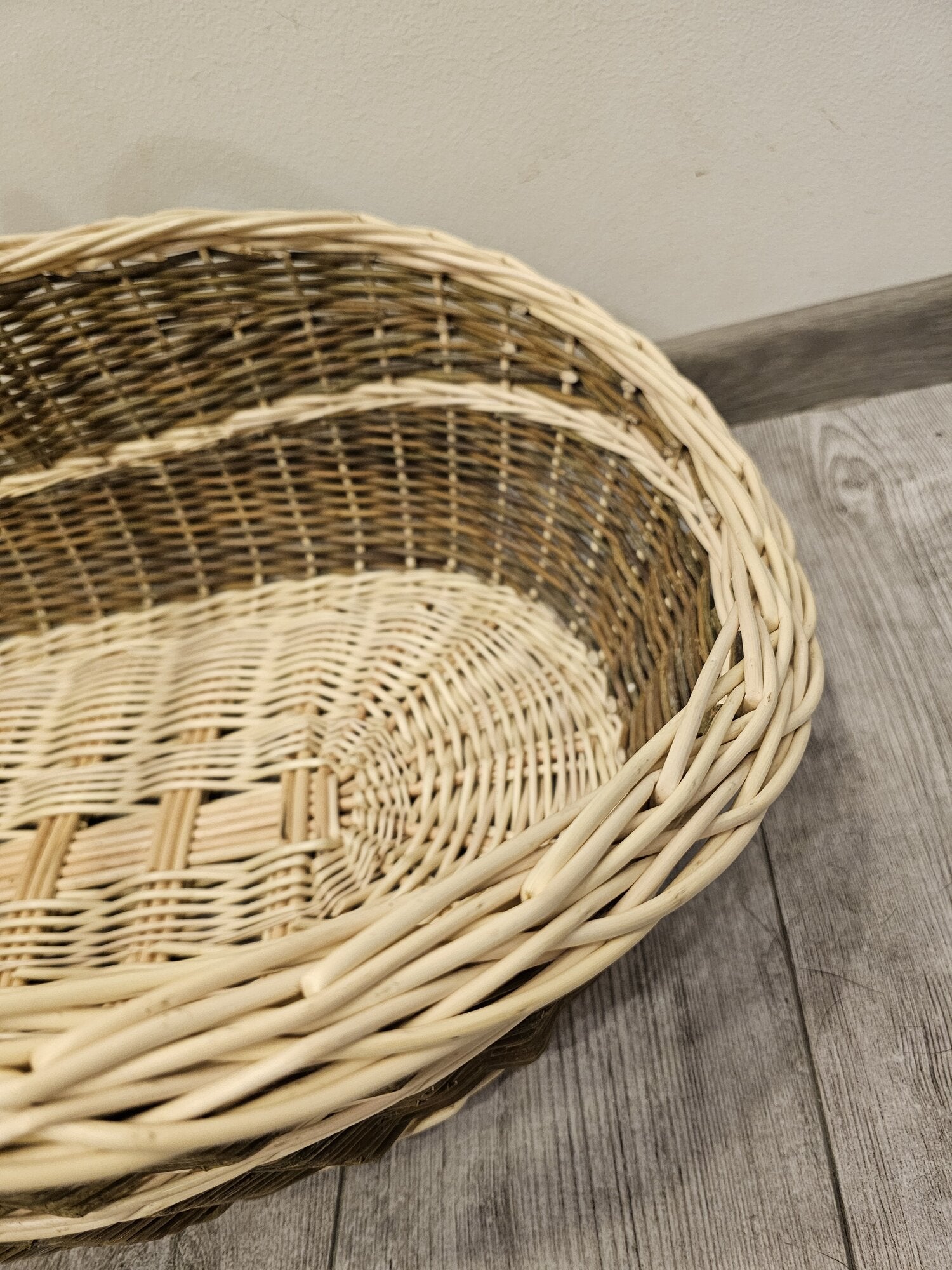 Wicker basket 001b