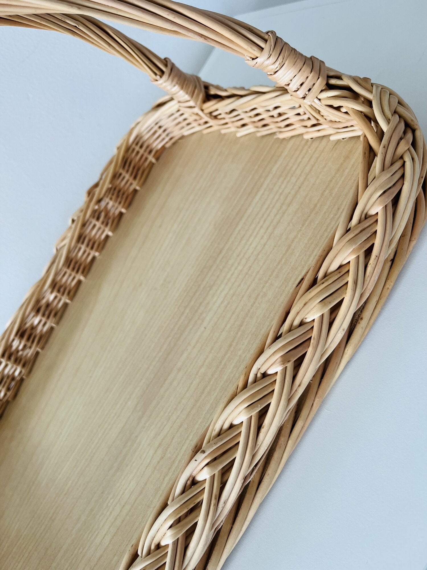 Wicker serving tray 002b