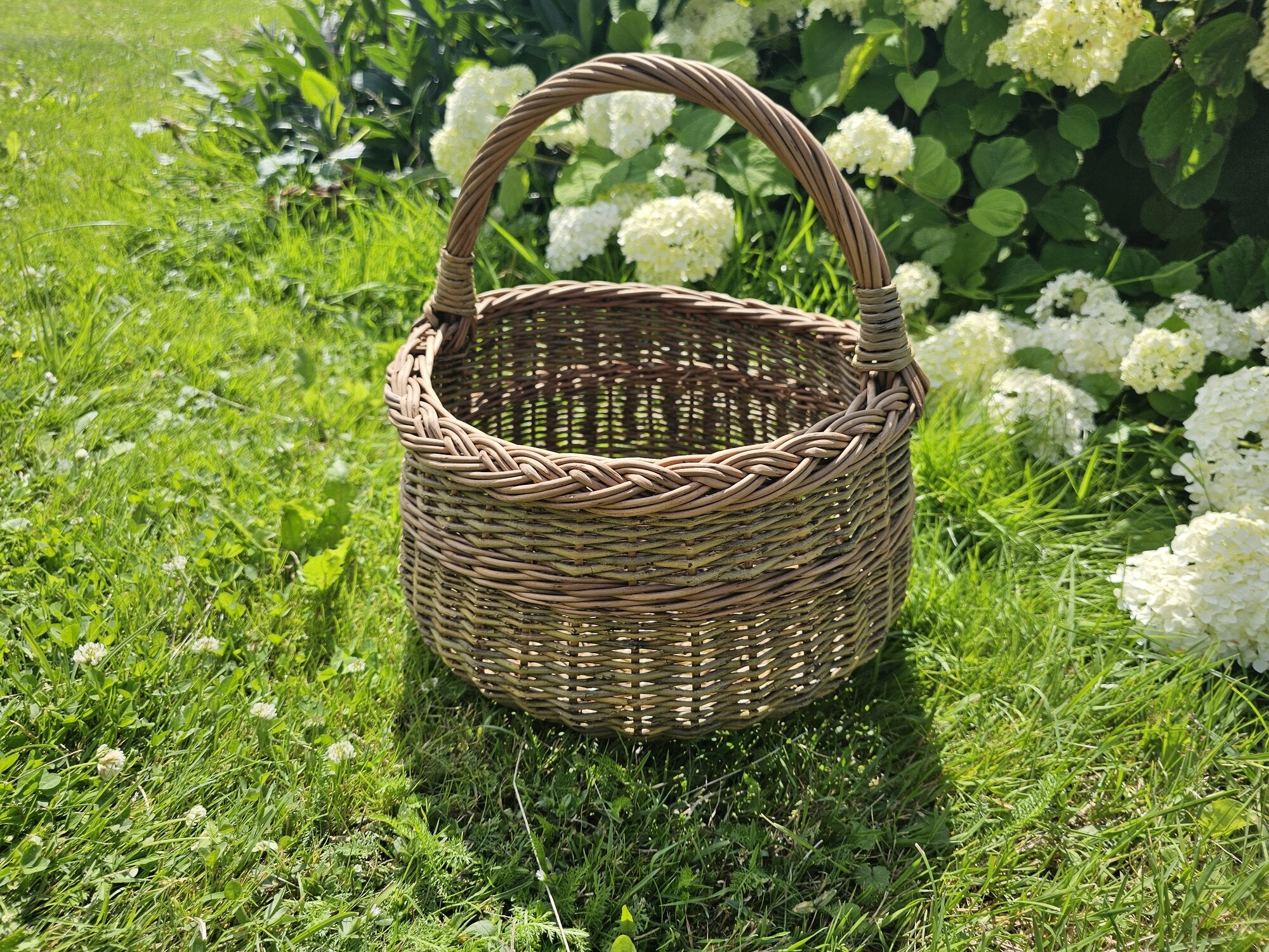 Wicker basket 006b