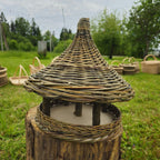 Wicker bird feeder 016b