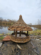 Wicker bird feeder 016b
