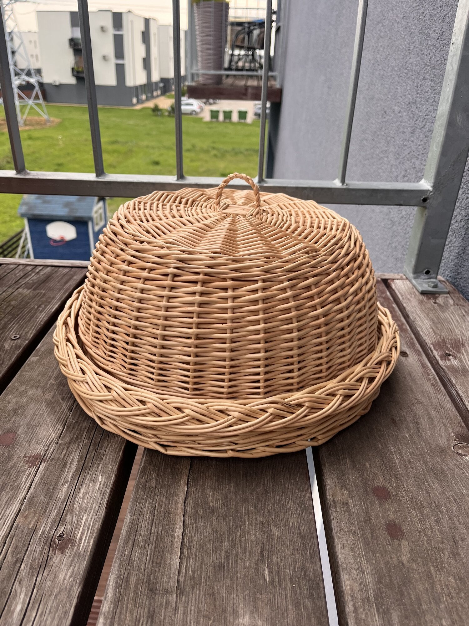 Wicker food cover 017b