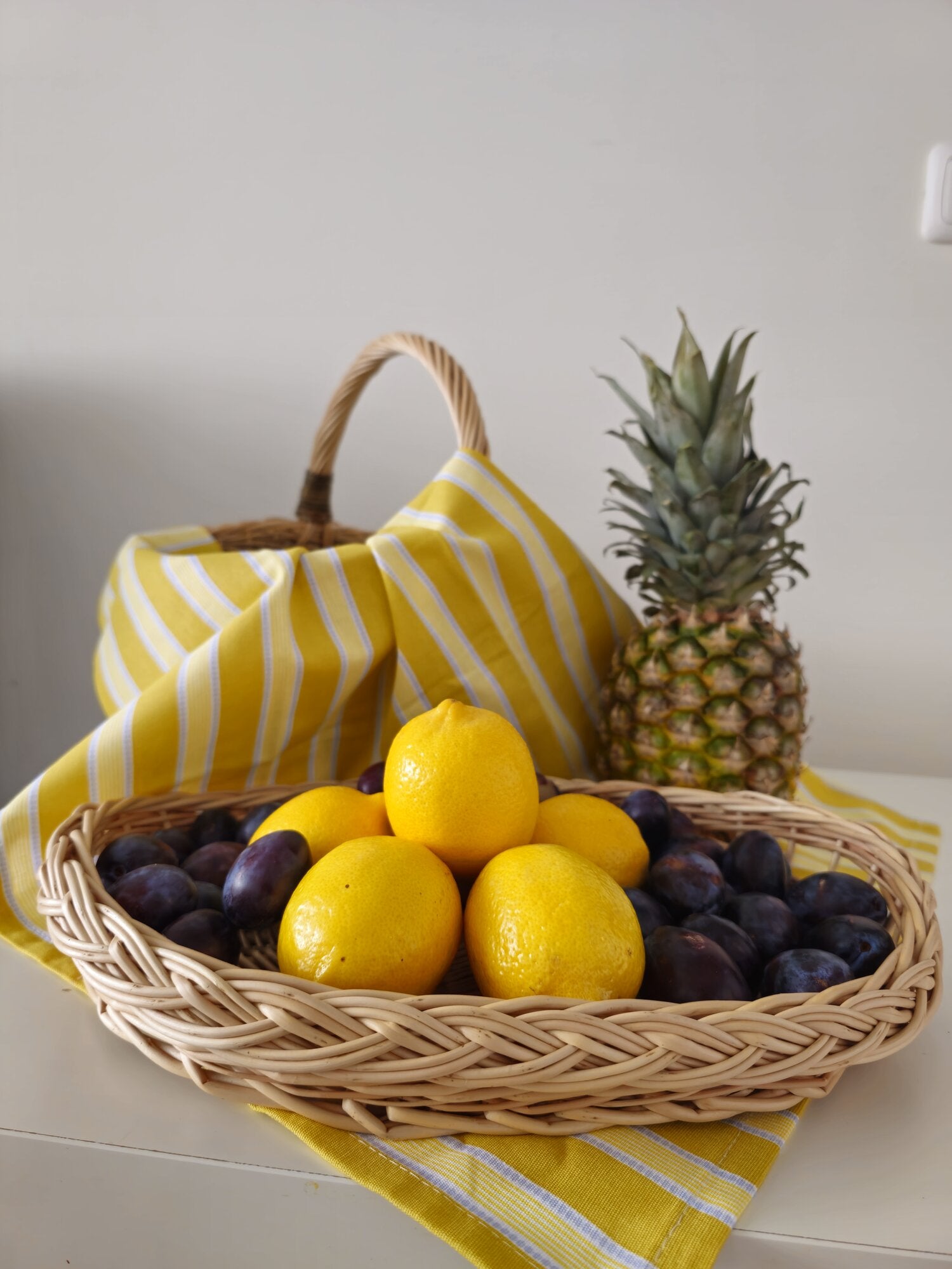 Wicker Tray 019b