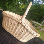 Wicker basket 020b