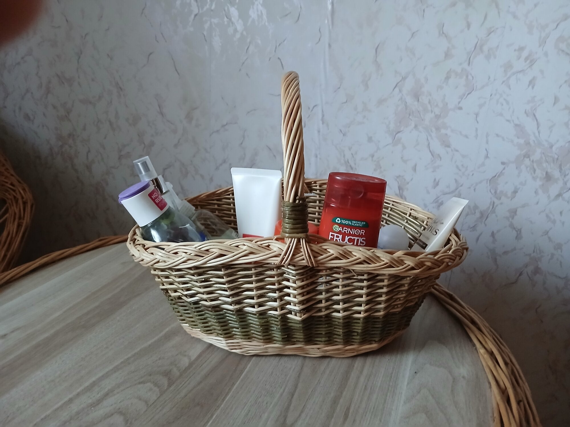 Wicker basket 020b