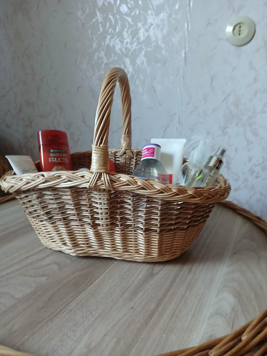 Wicker basket 020b
