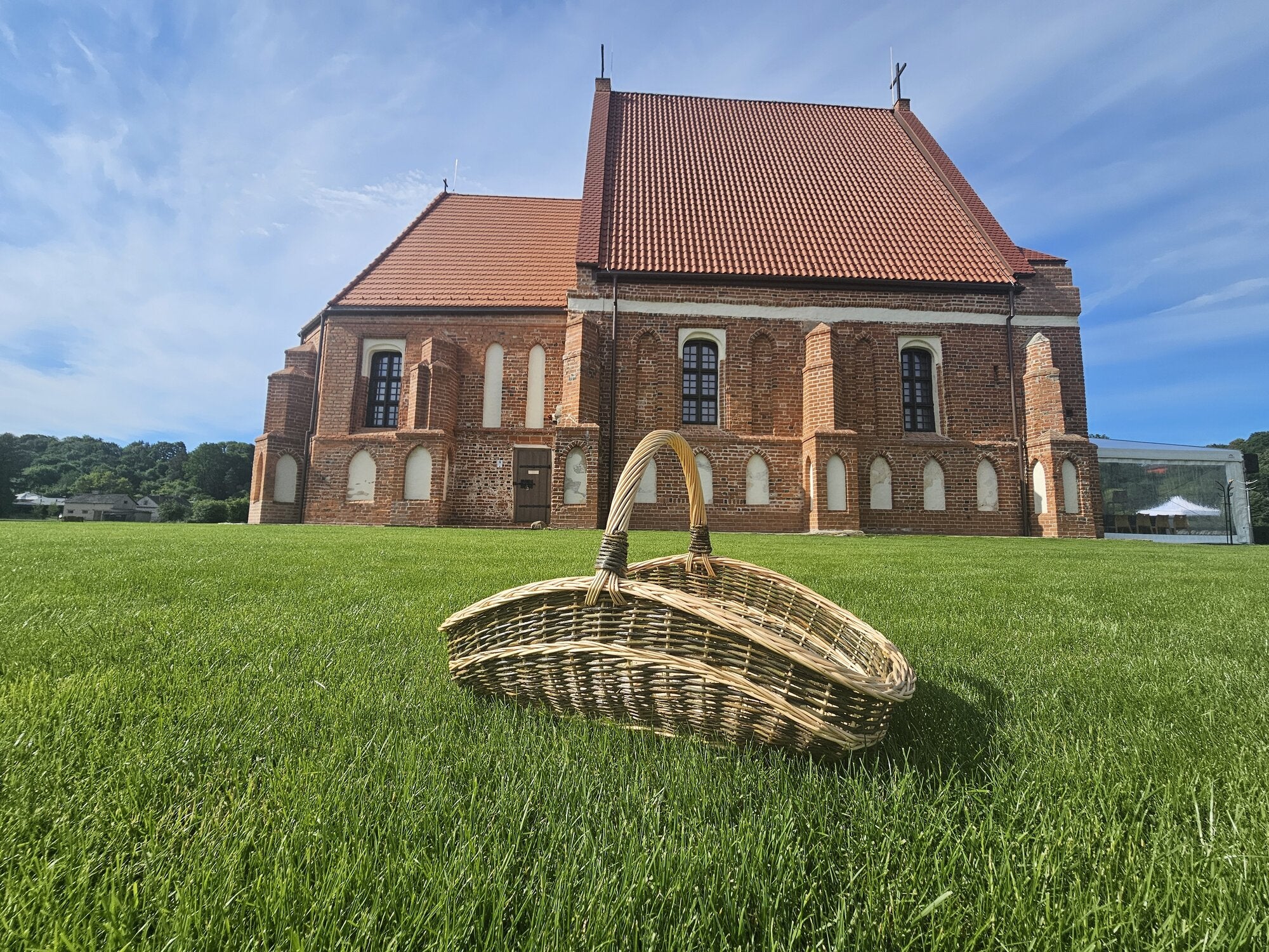Large wicker basket 027b-1