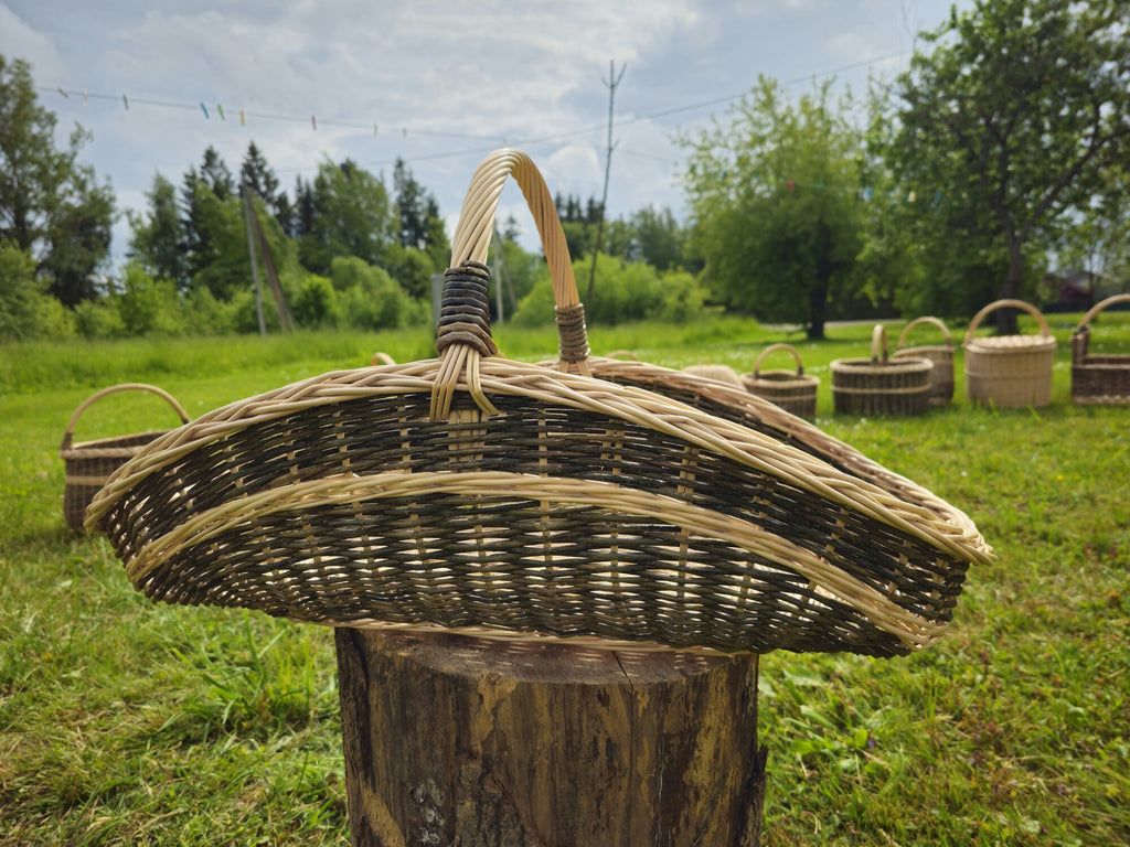 Large wicker basket 027b-1