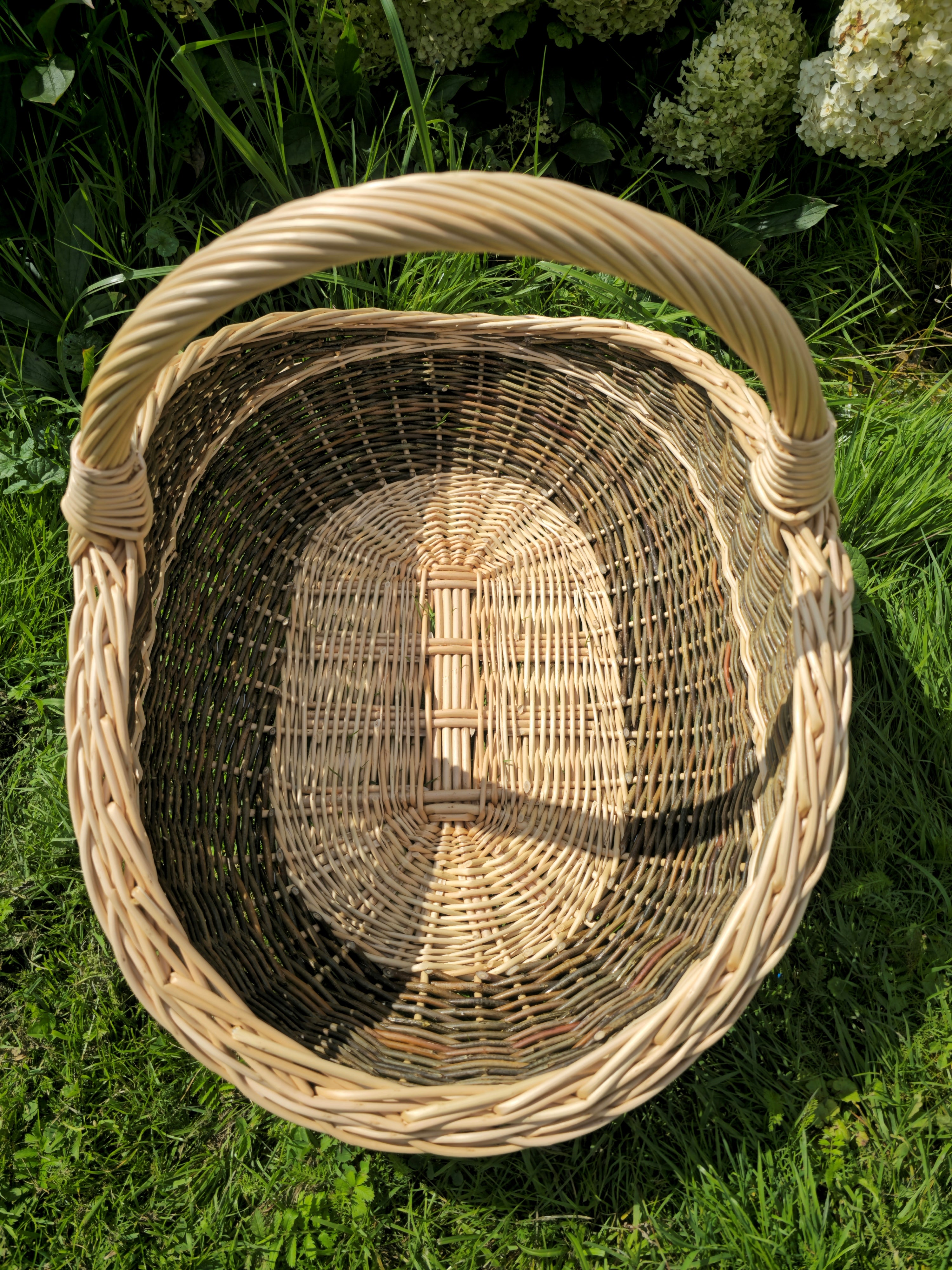 Wicker basket 032b