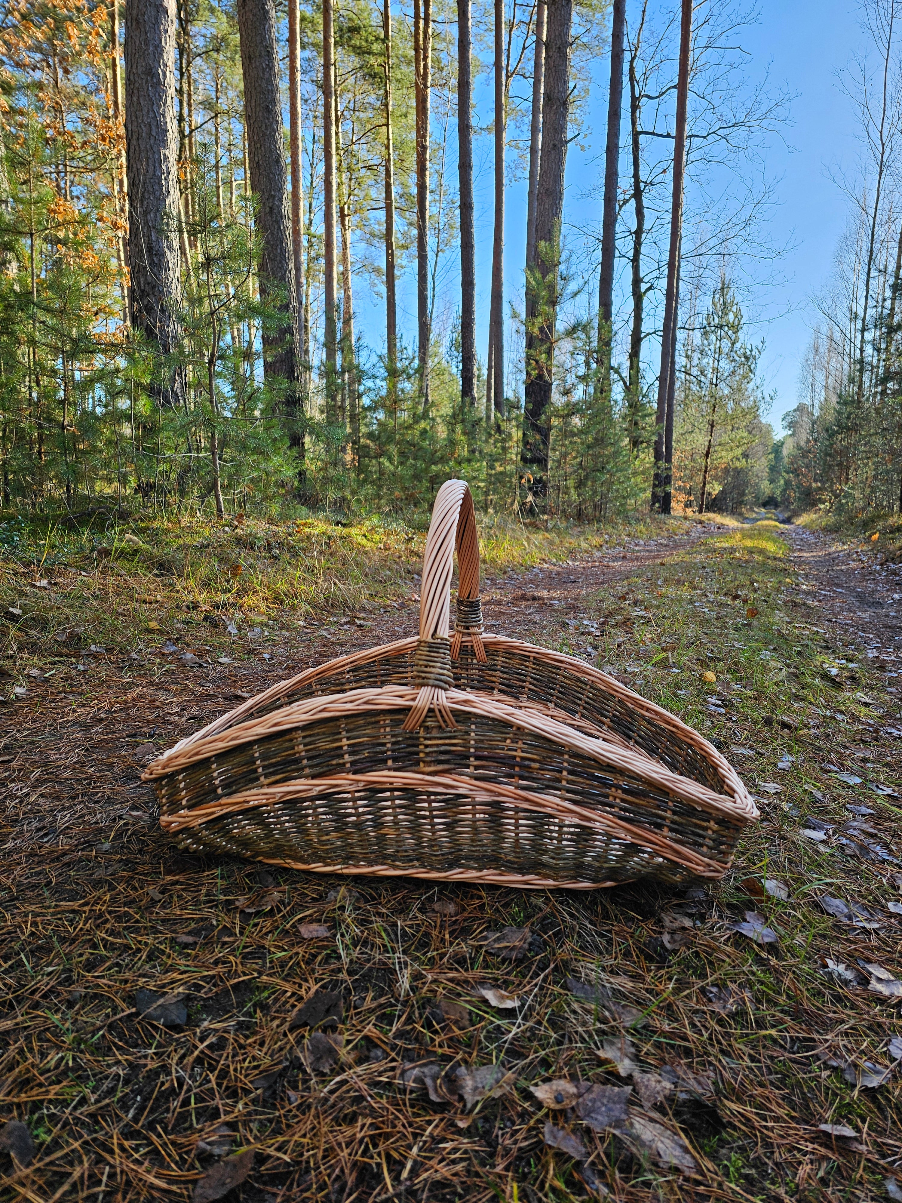 Large wicker basket 027b-1