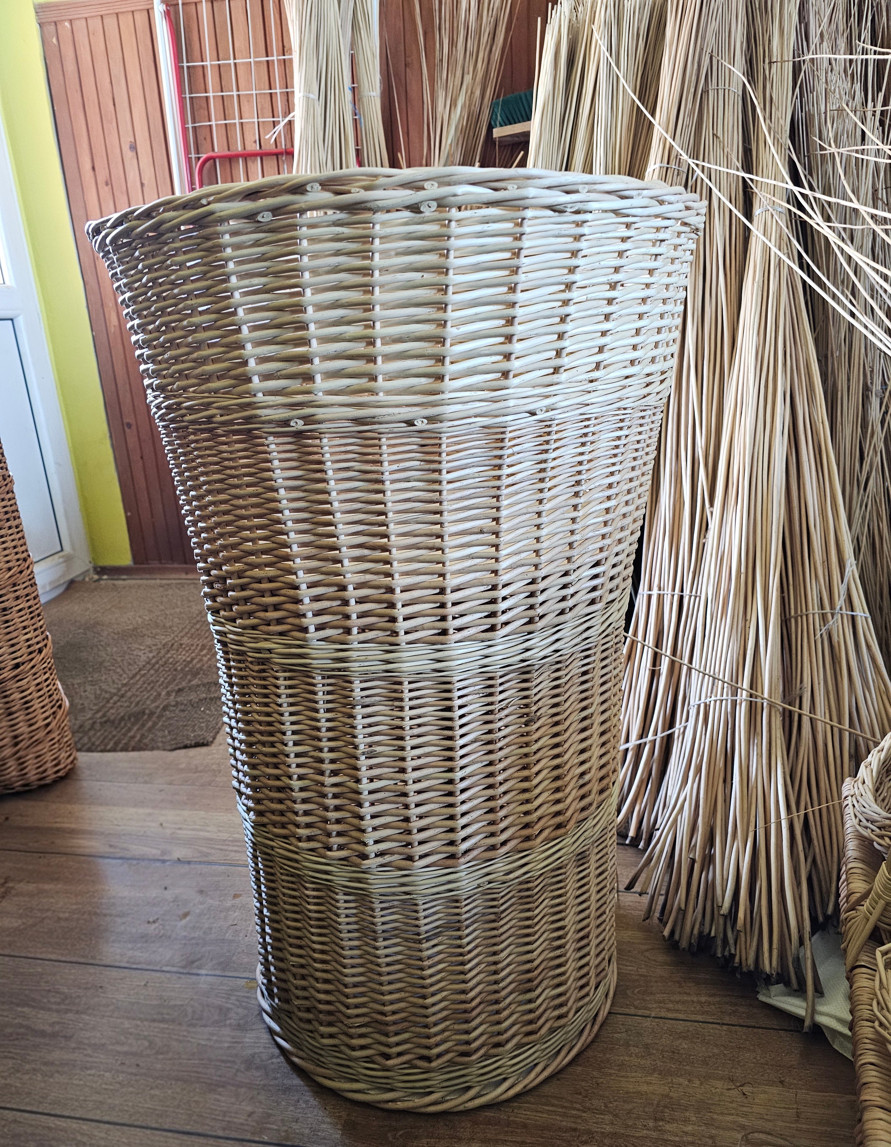 Display Basket 001r-1