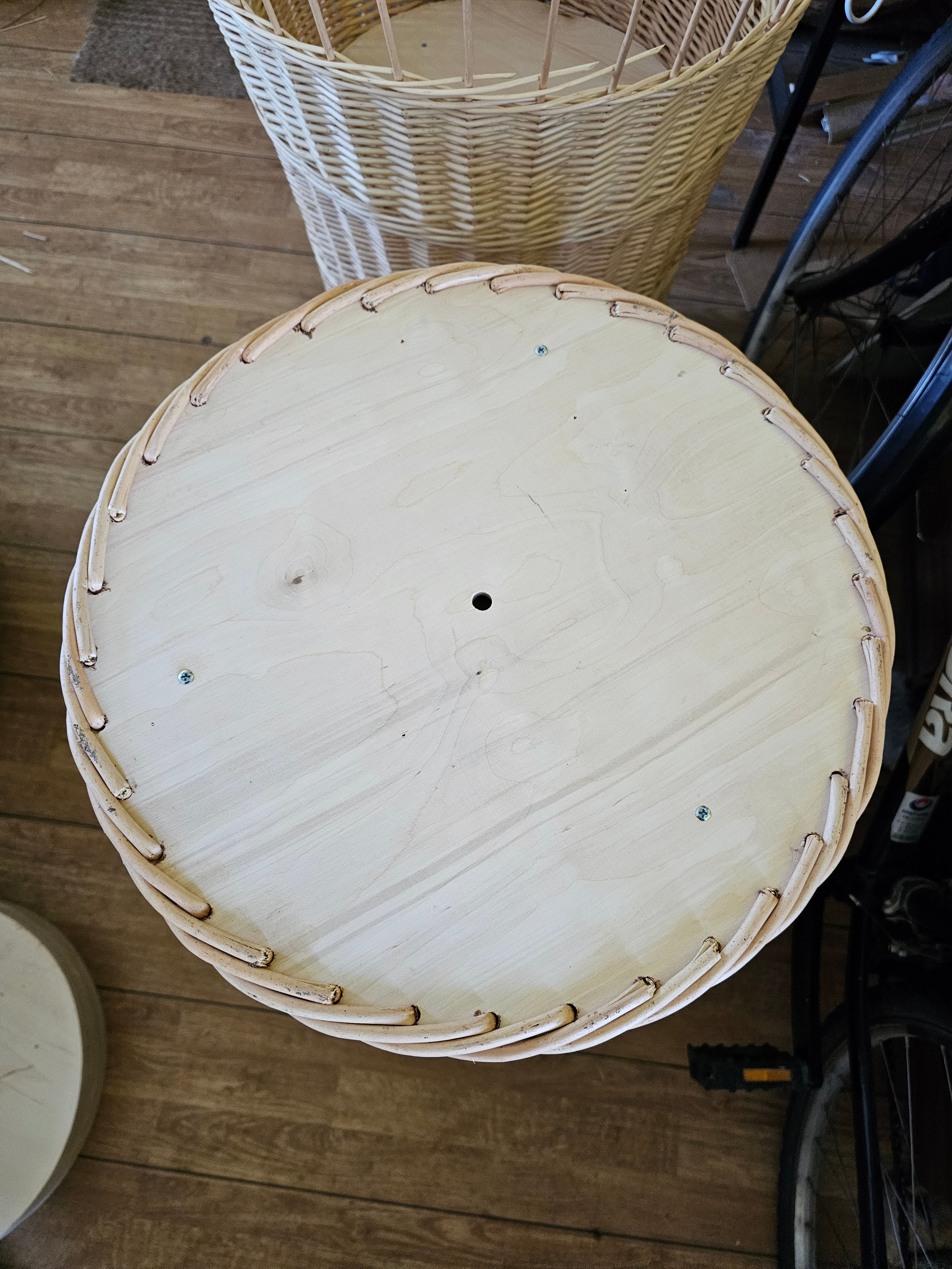 Display Basket 001r-1