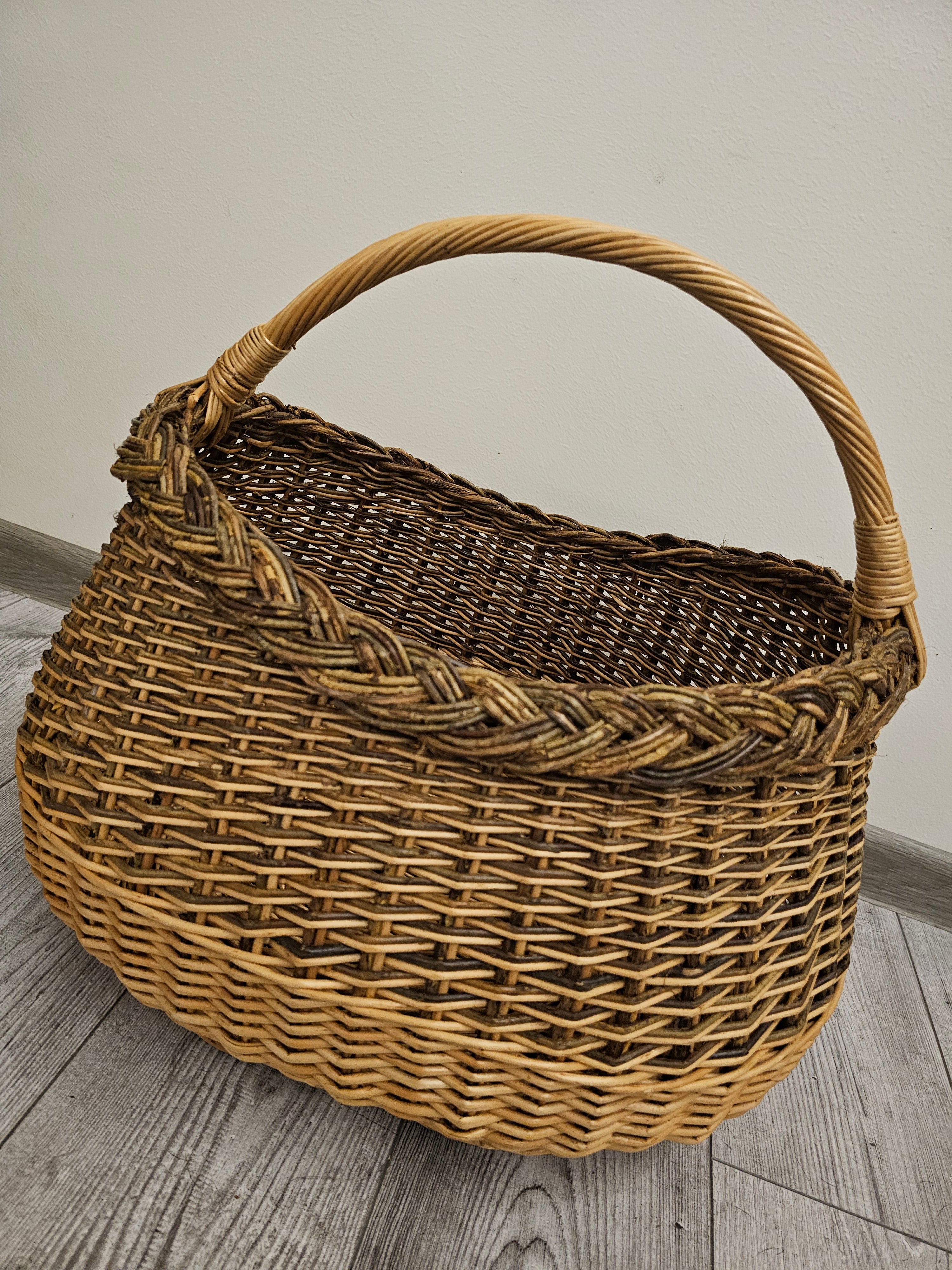 Wicker basket 015r