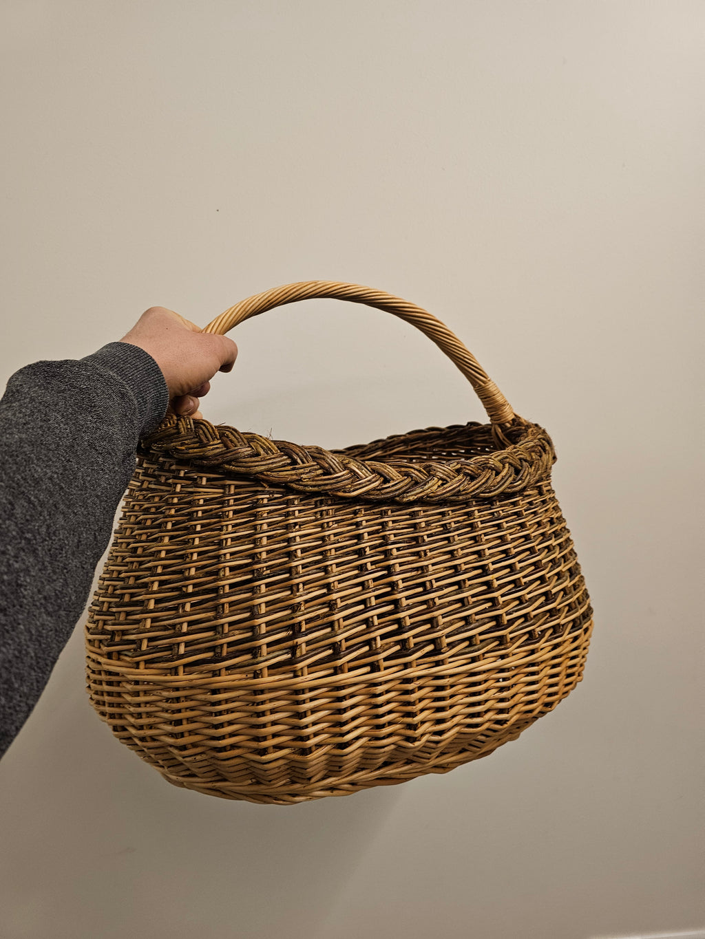 Wicker basket 015r