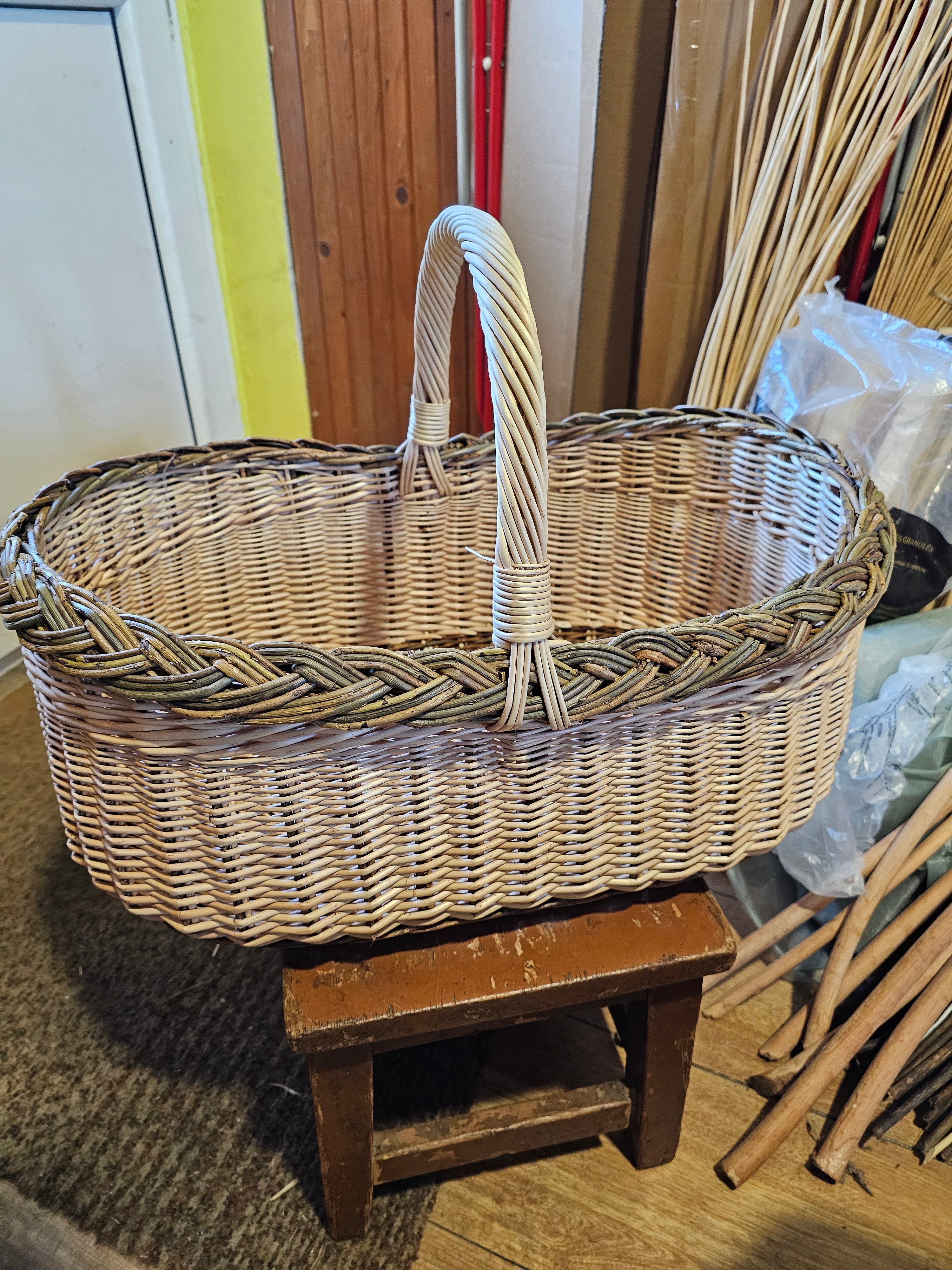 Wicker basket 014r