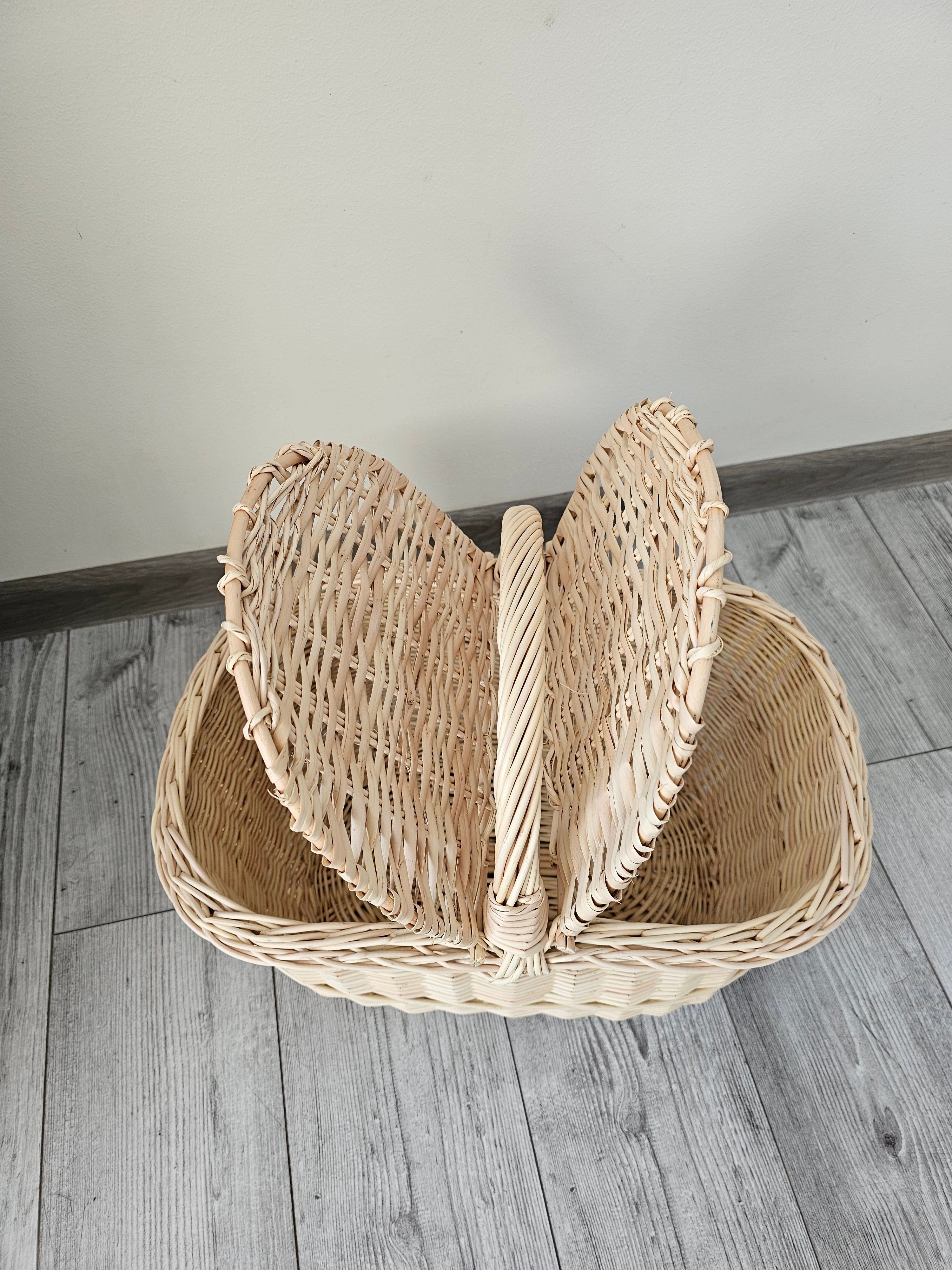 Wicker picnic basket 022b