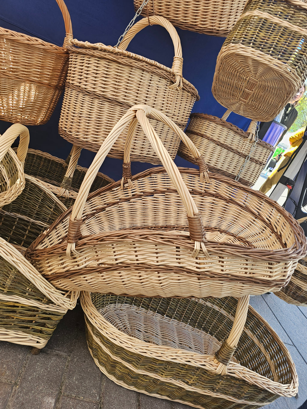 Large Wicker Basket 027b-4