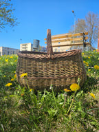 Large wicker basket 047b