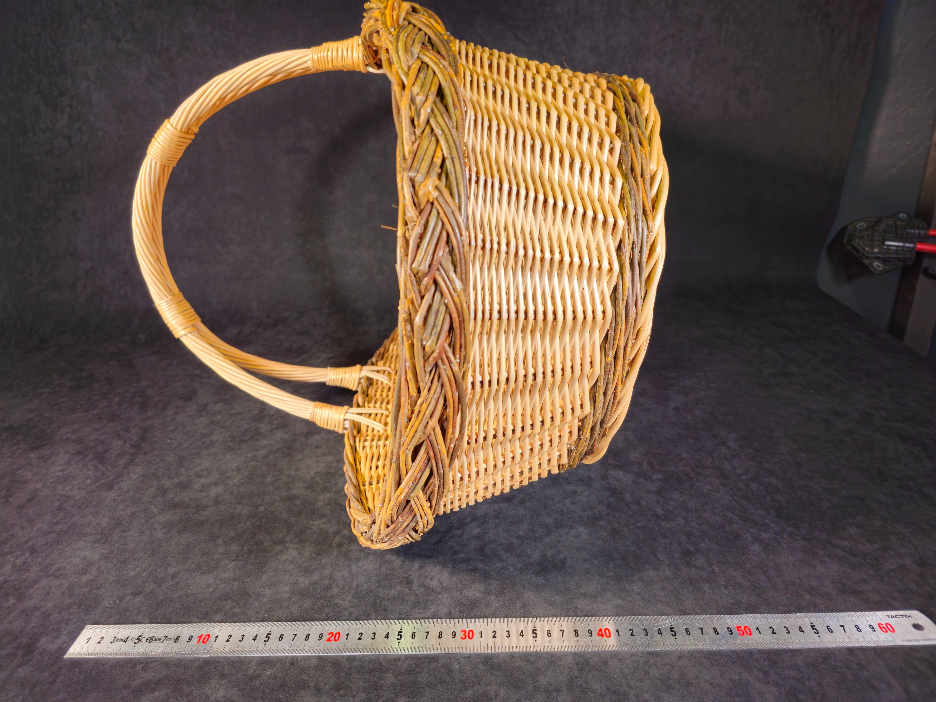 Large willow trug 034r