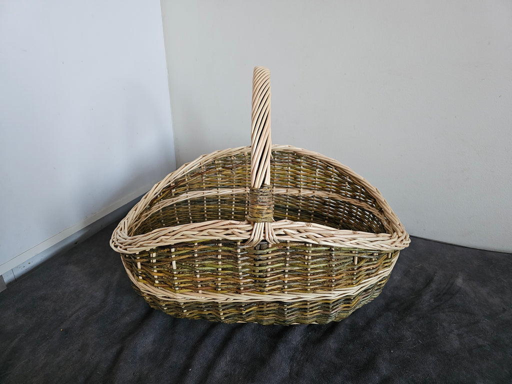 Wicker basket 036b