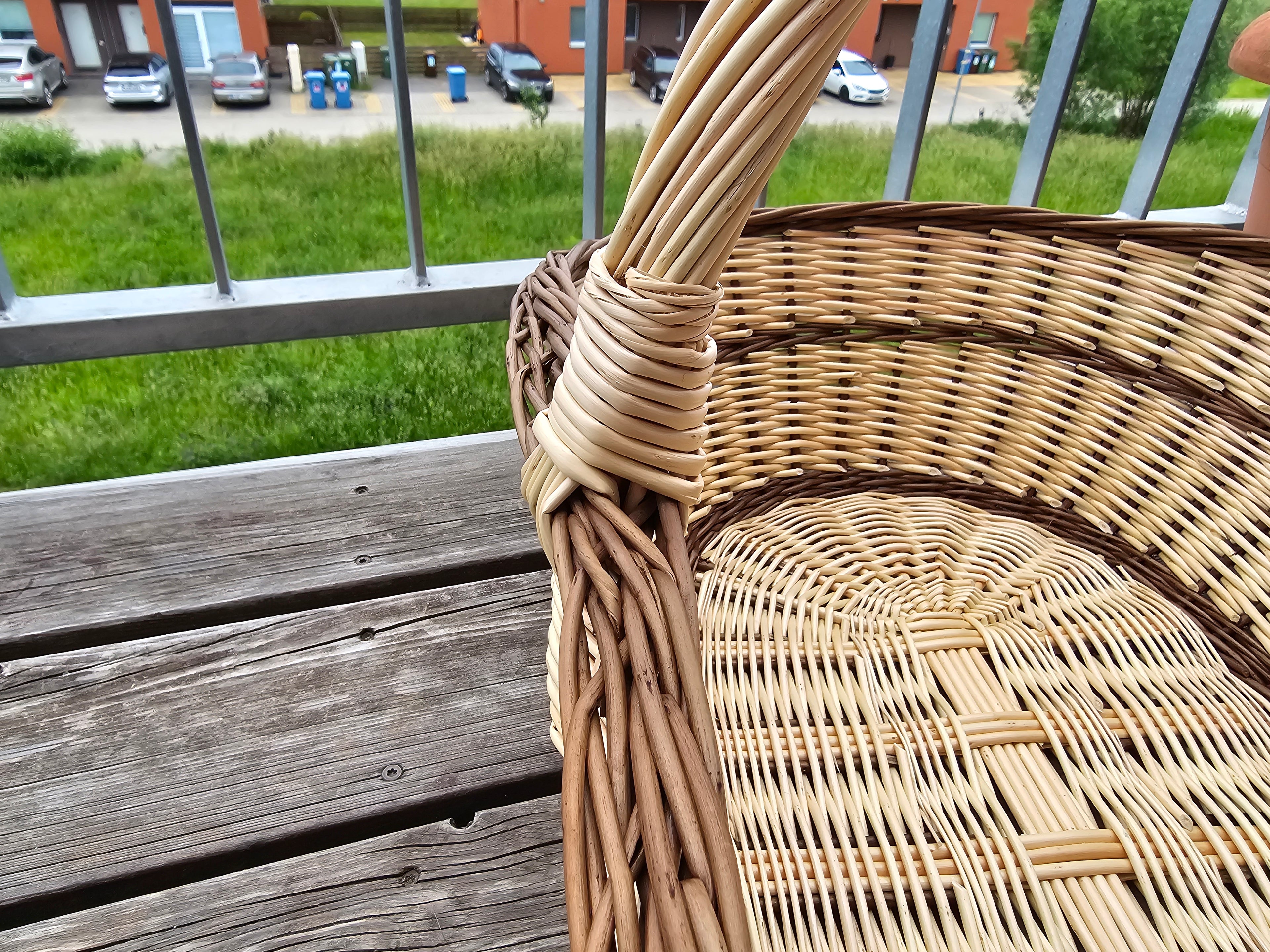 Large wicker basket 004b