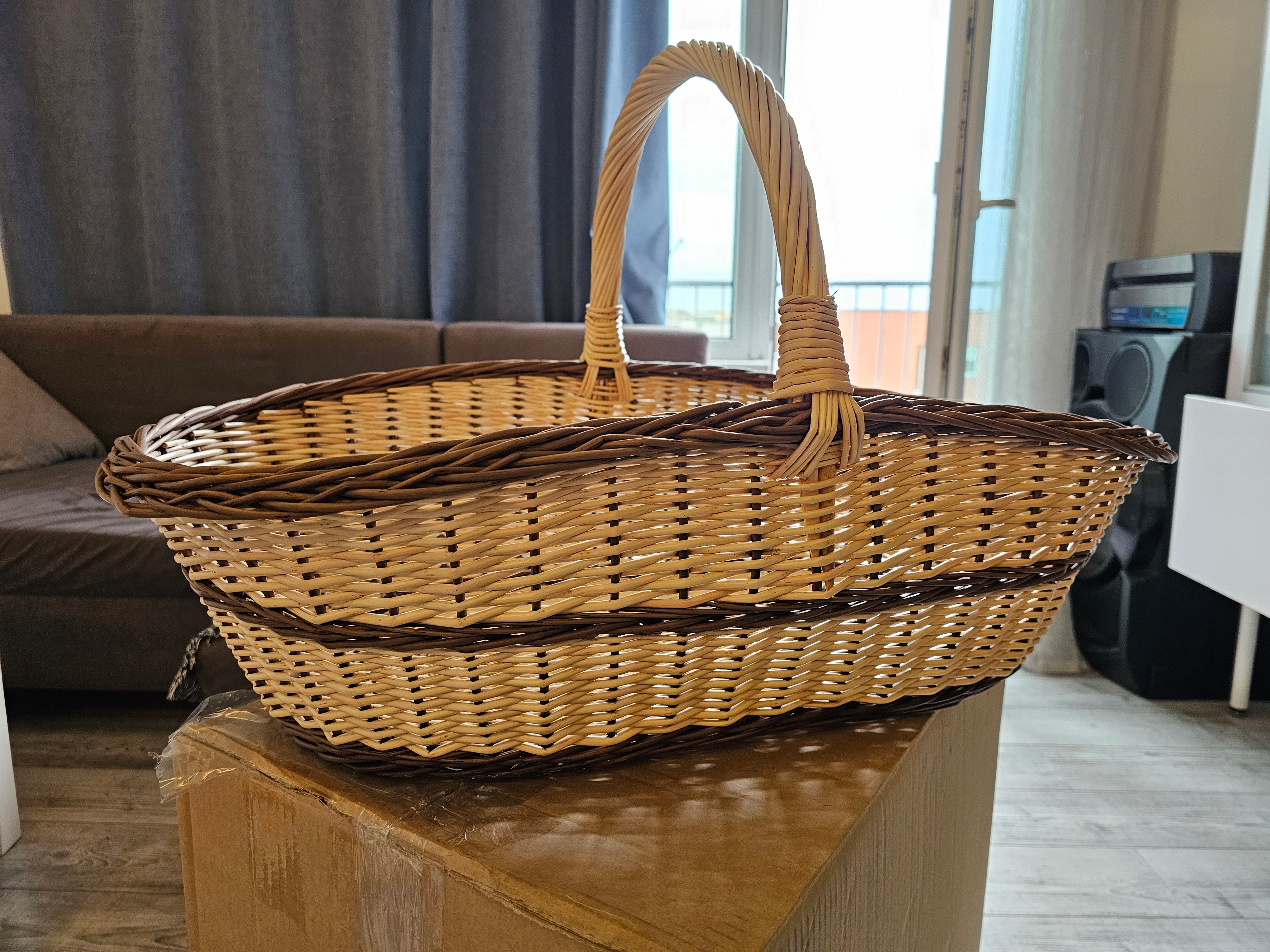 Large wicker basket 004b
