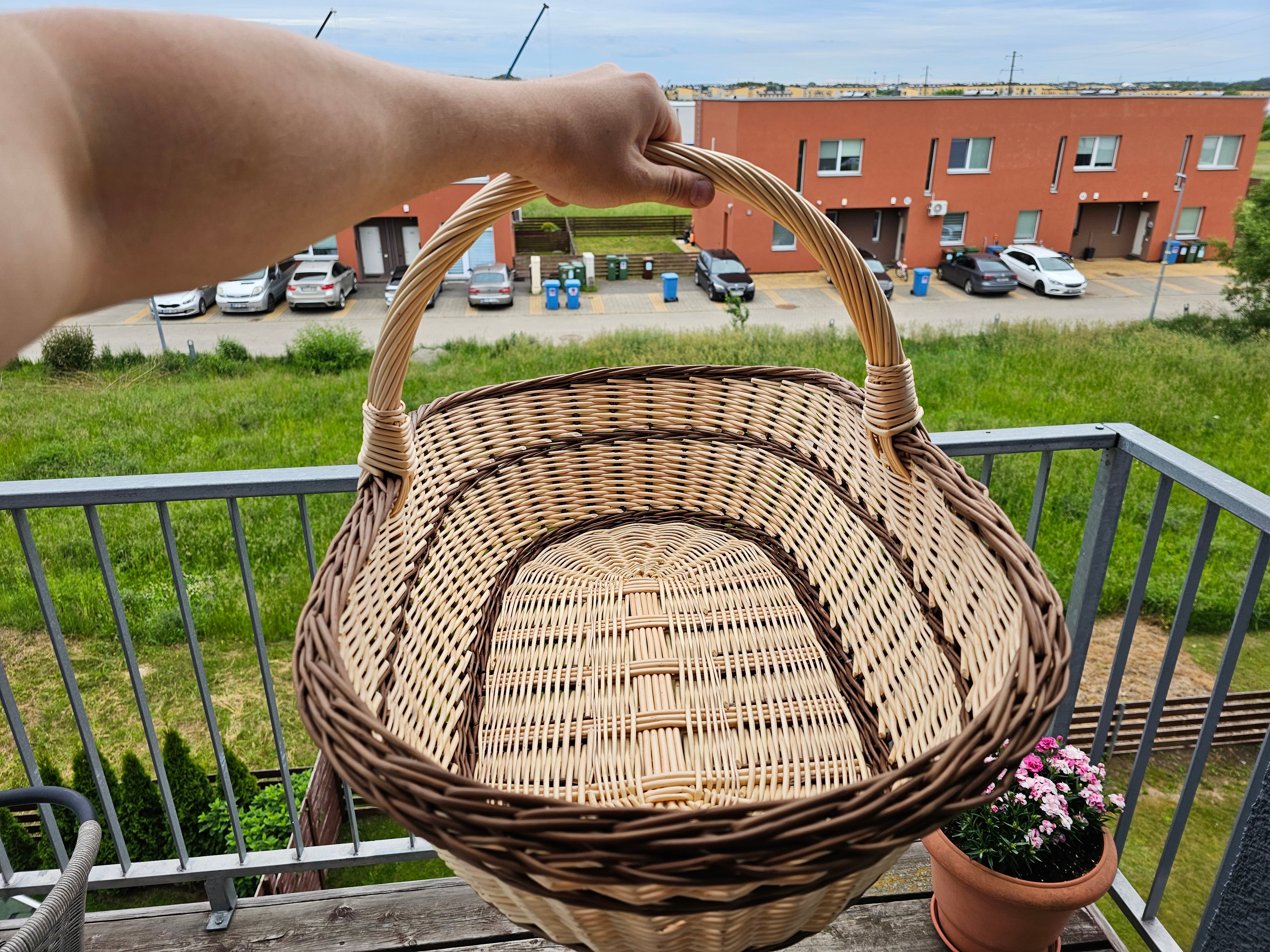 Large wicker basket 004b