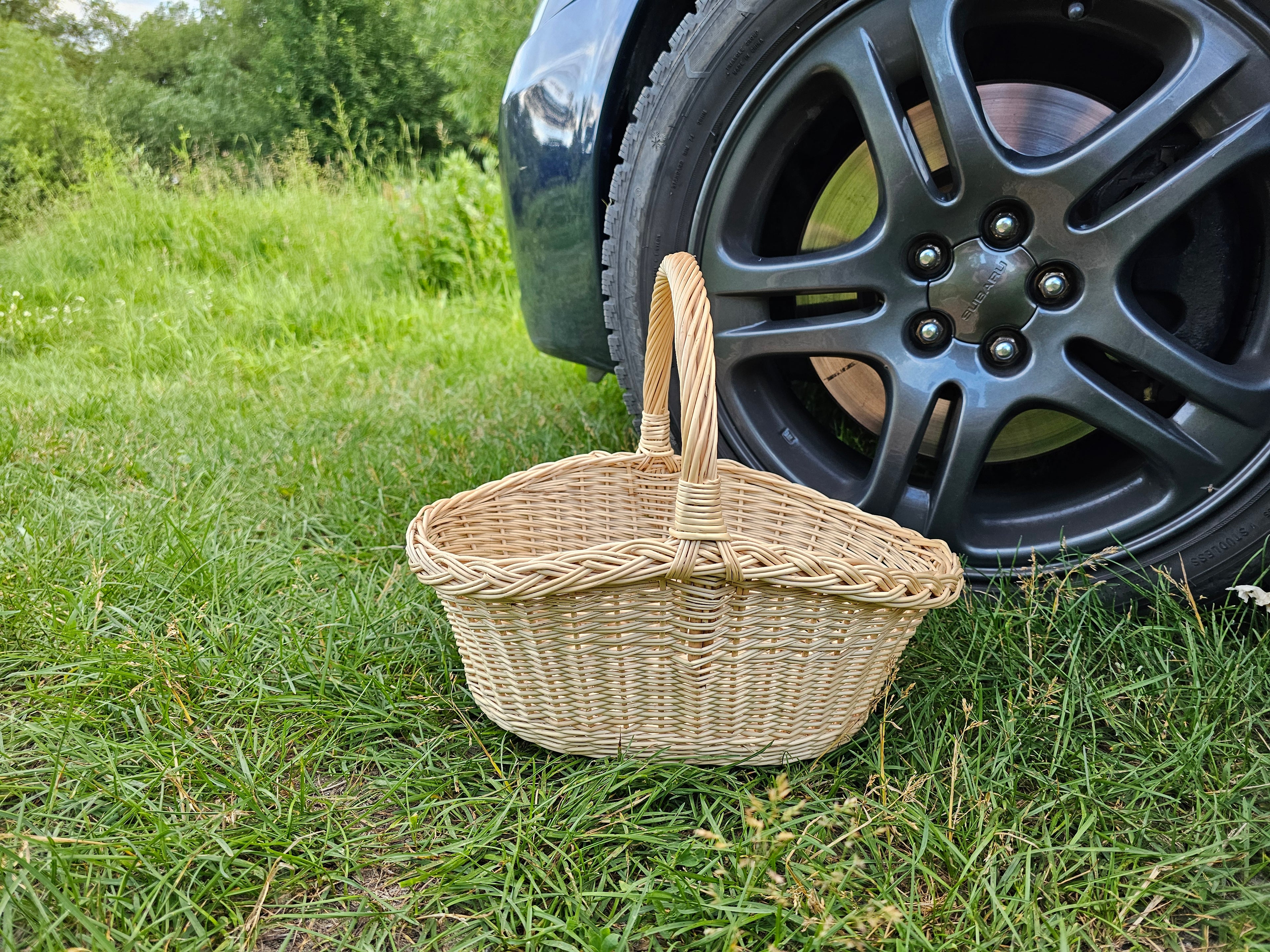 Wicker basket 020b