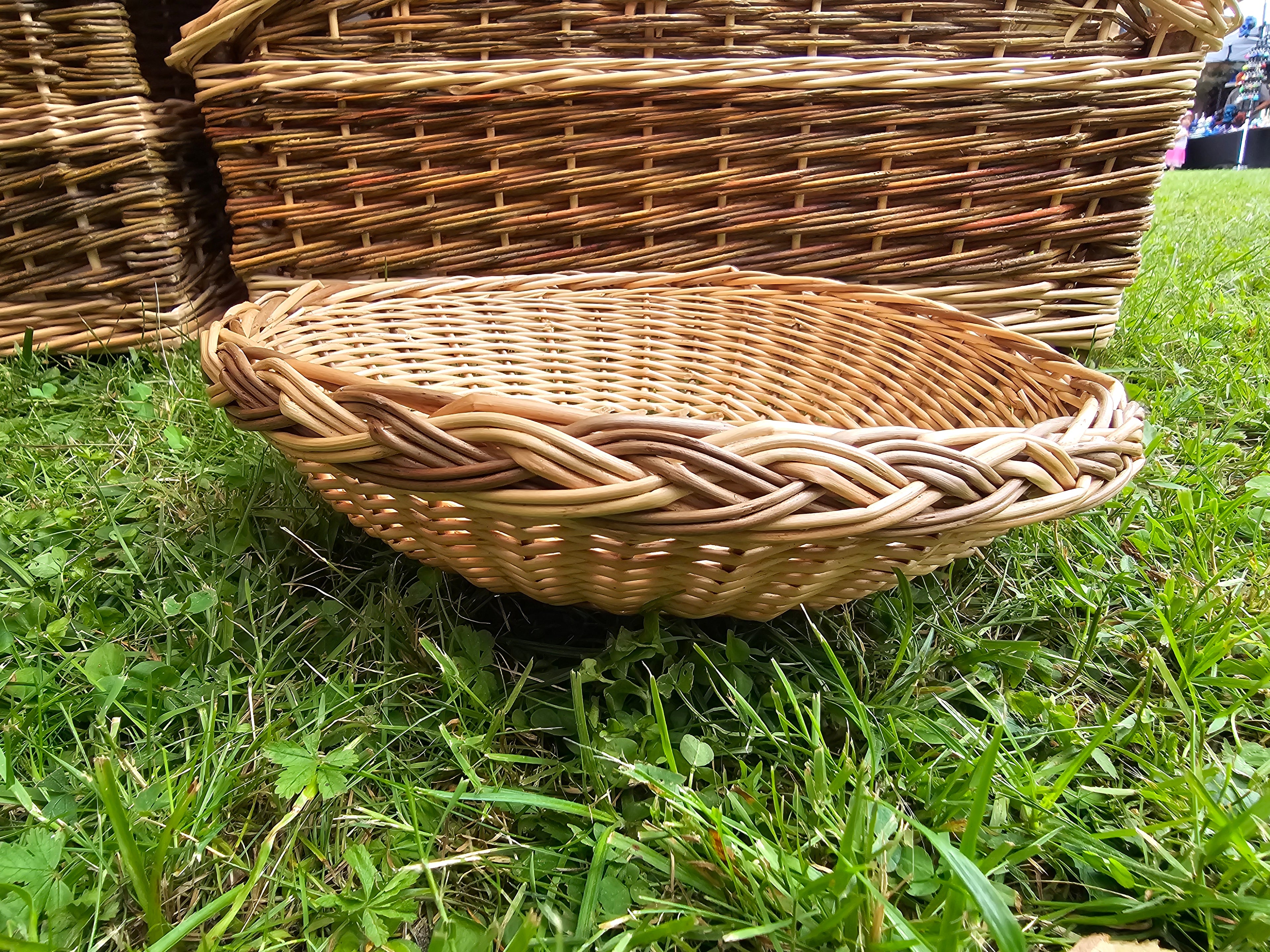 Wicker plate 044b