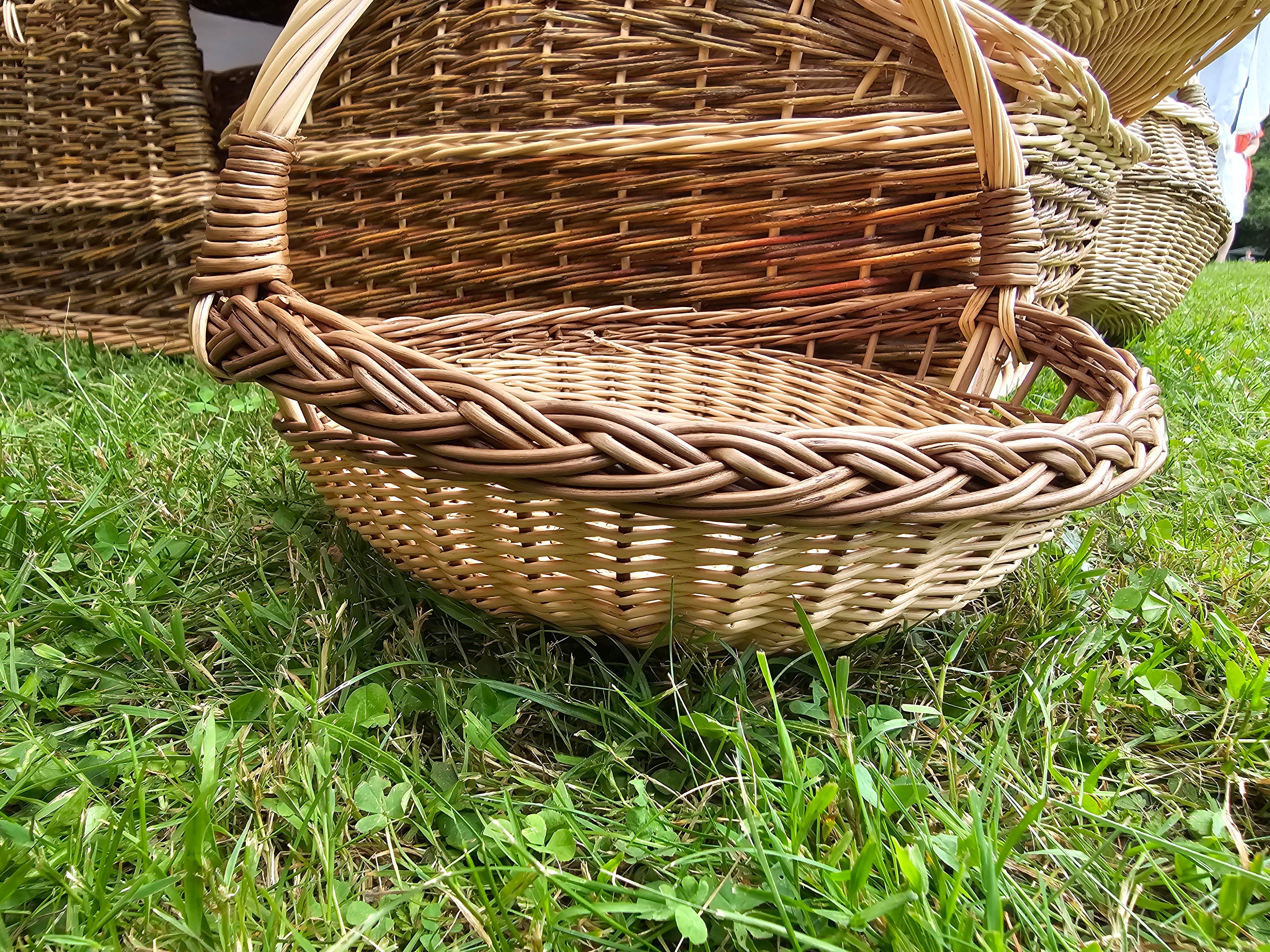 Wicker tray 024b
