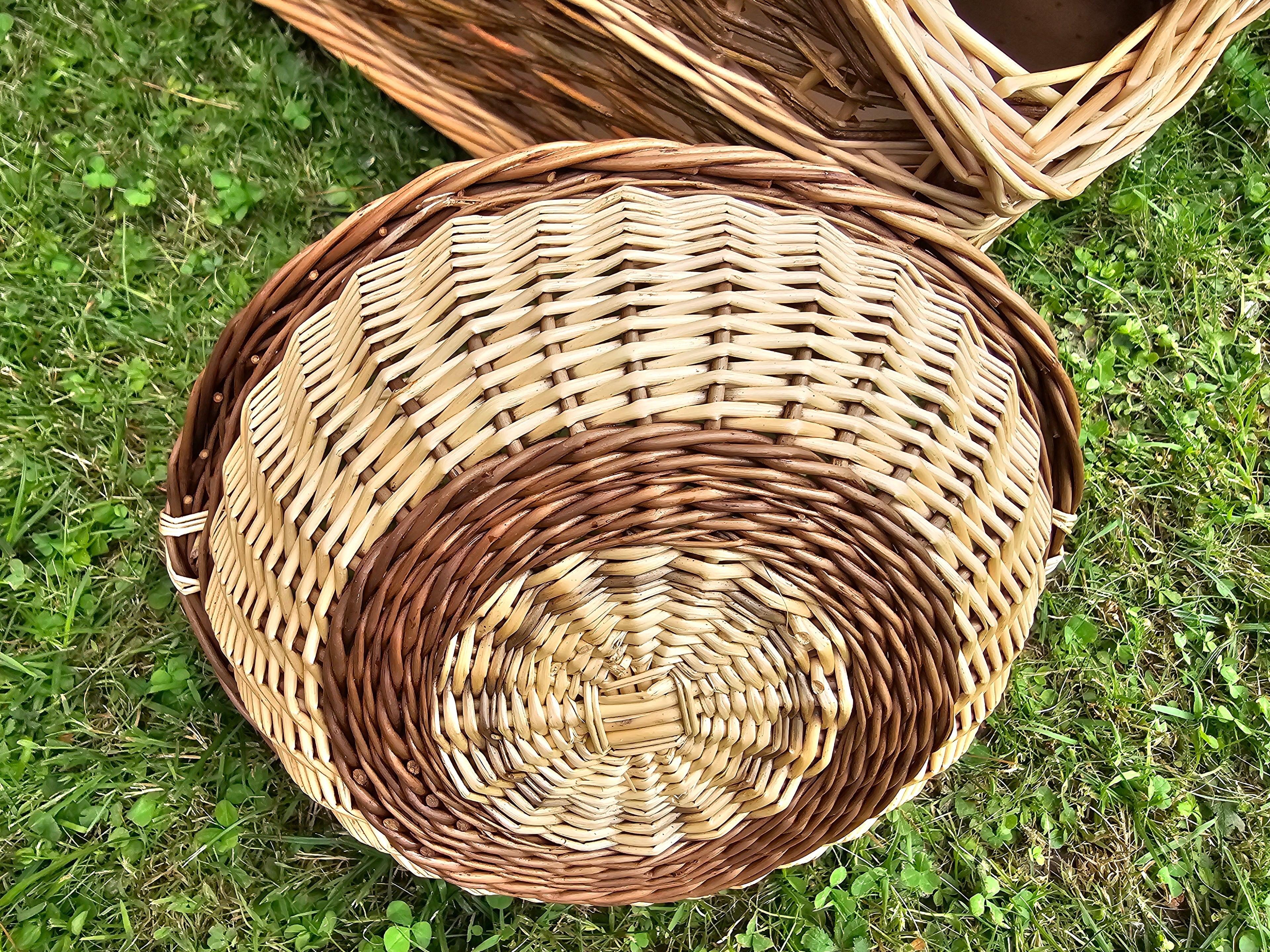 Wicker tray 024b