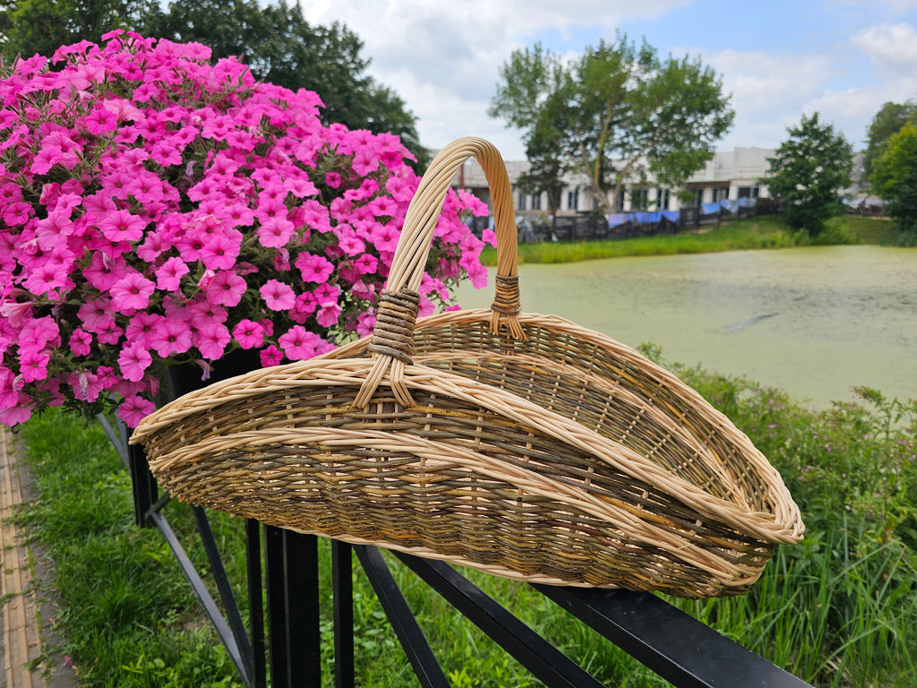 Large wicker basket 027b-1