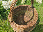Wicker basket 049b