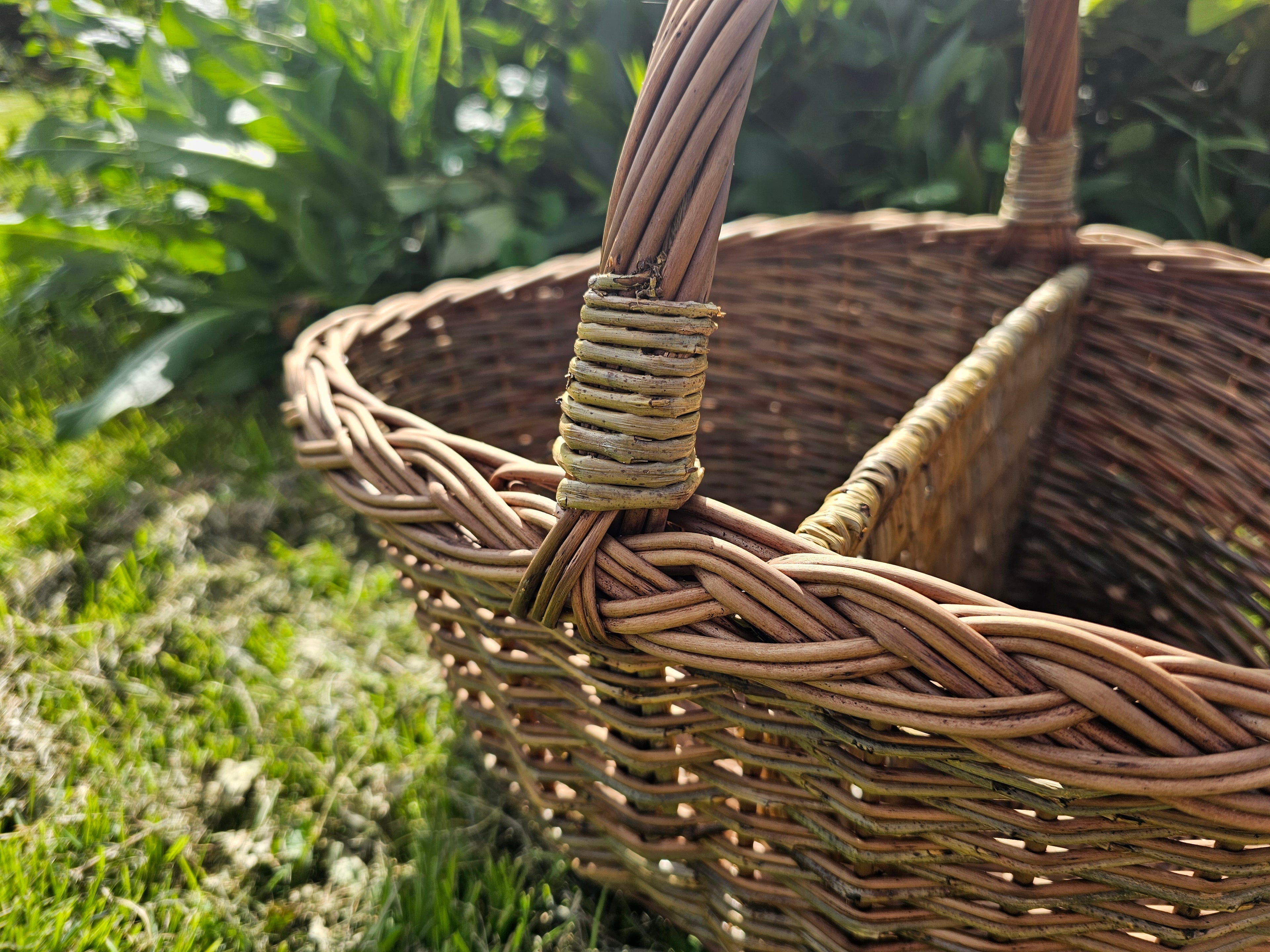 Wicker Picnic Basket with Divider