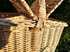 Picnic basket 011b