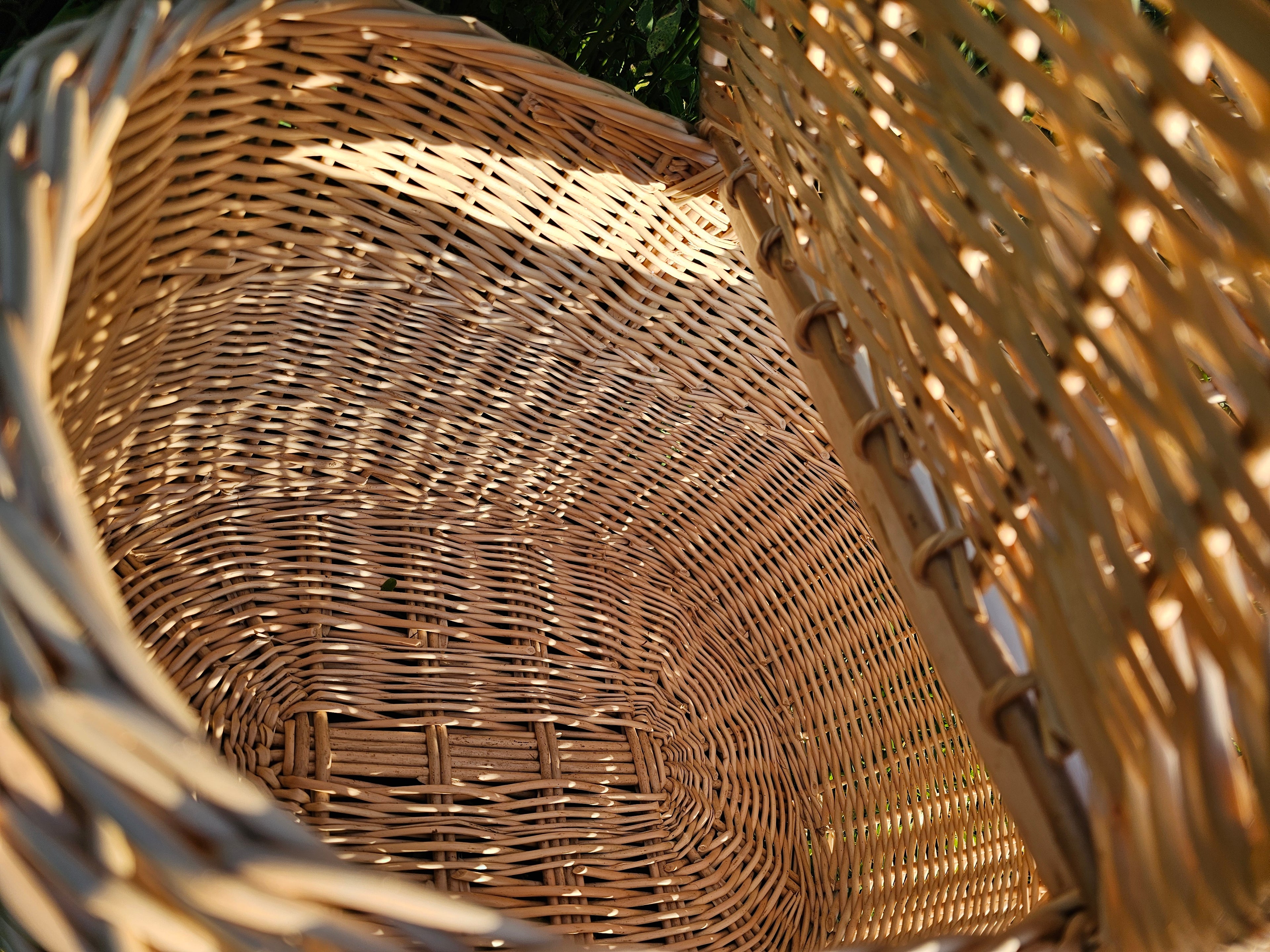Picnic basket 011b
