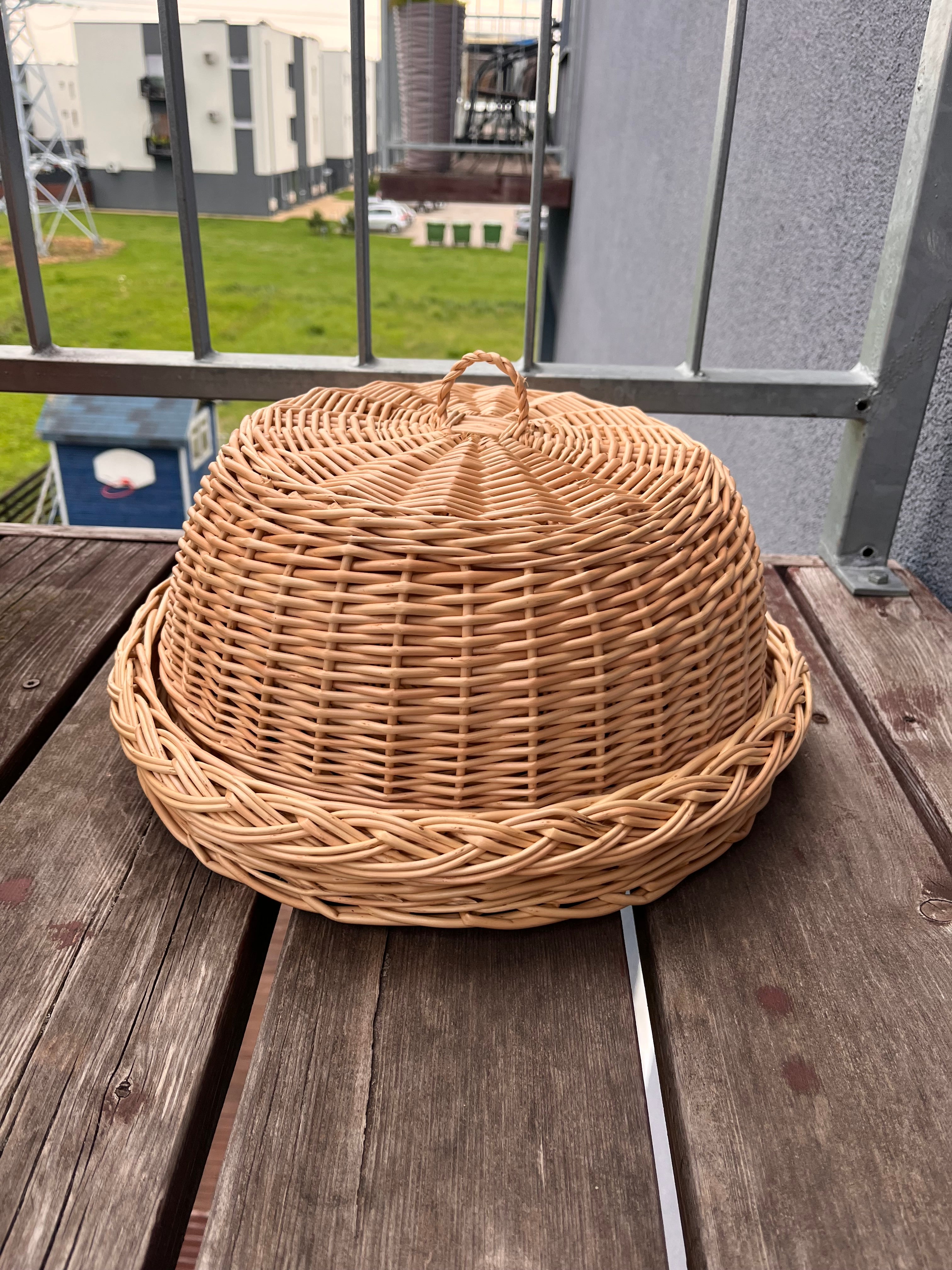 Wicker food cover 017b