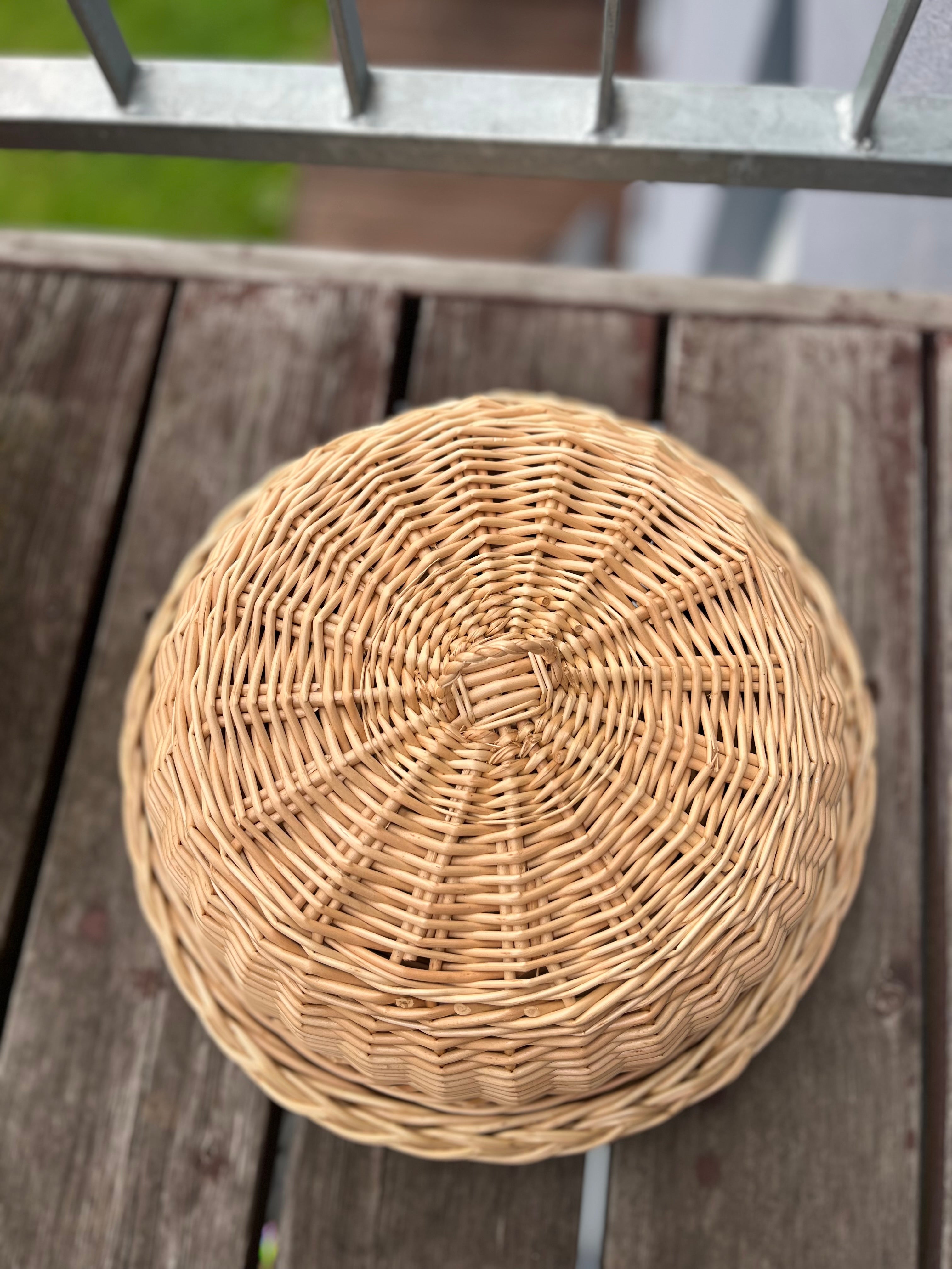 Wicker food cover 017b