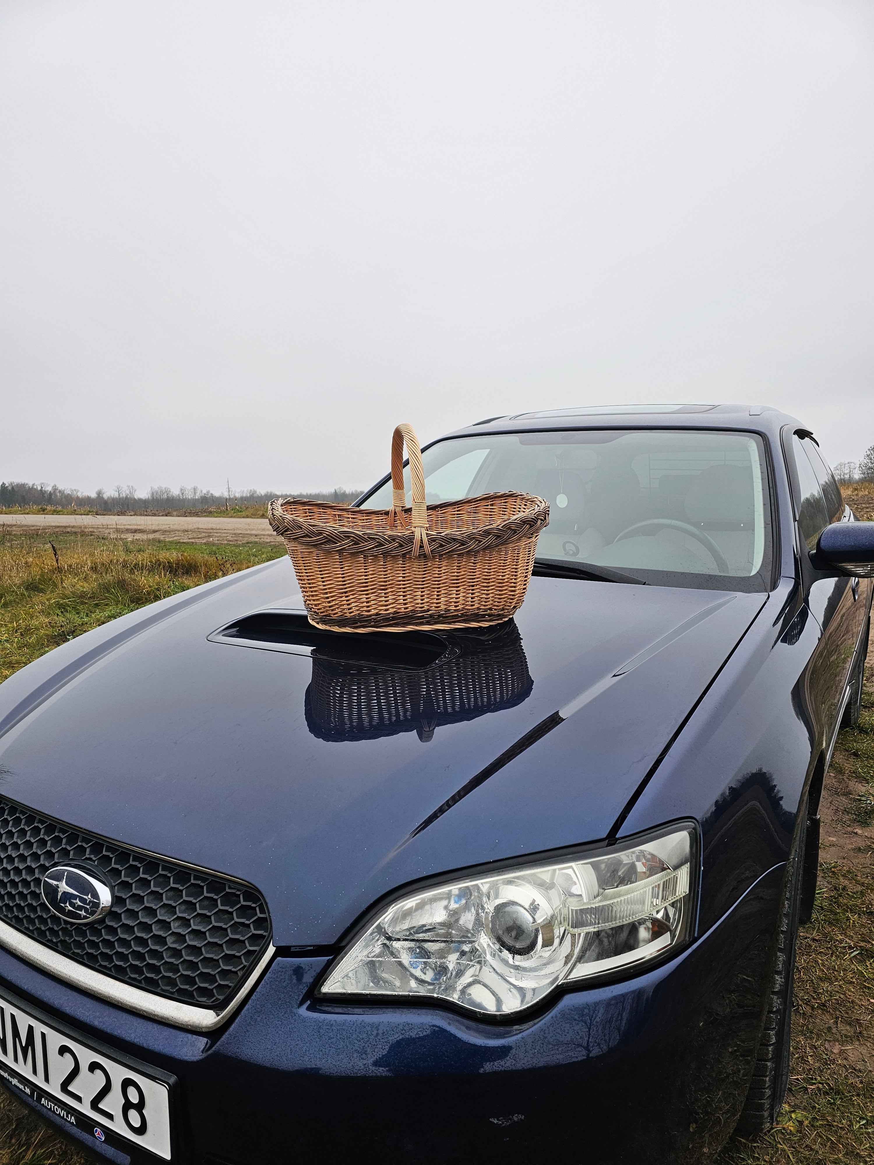 Wicker basket 014r - NaturelyWoven wicker - handmade