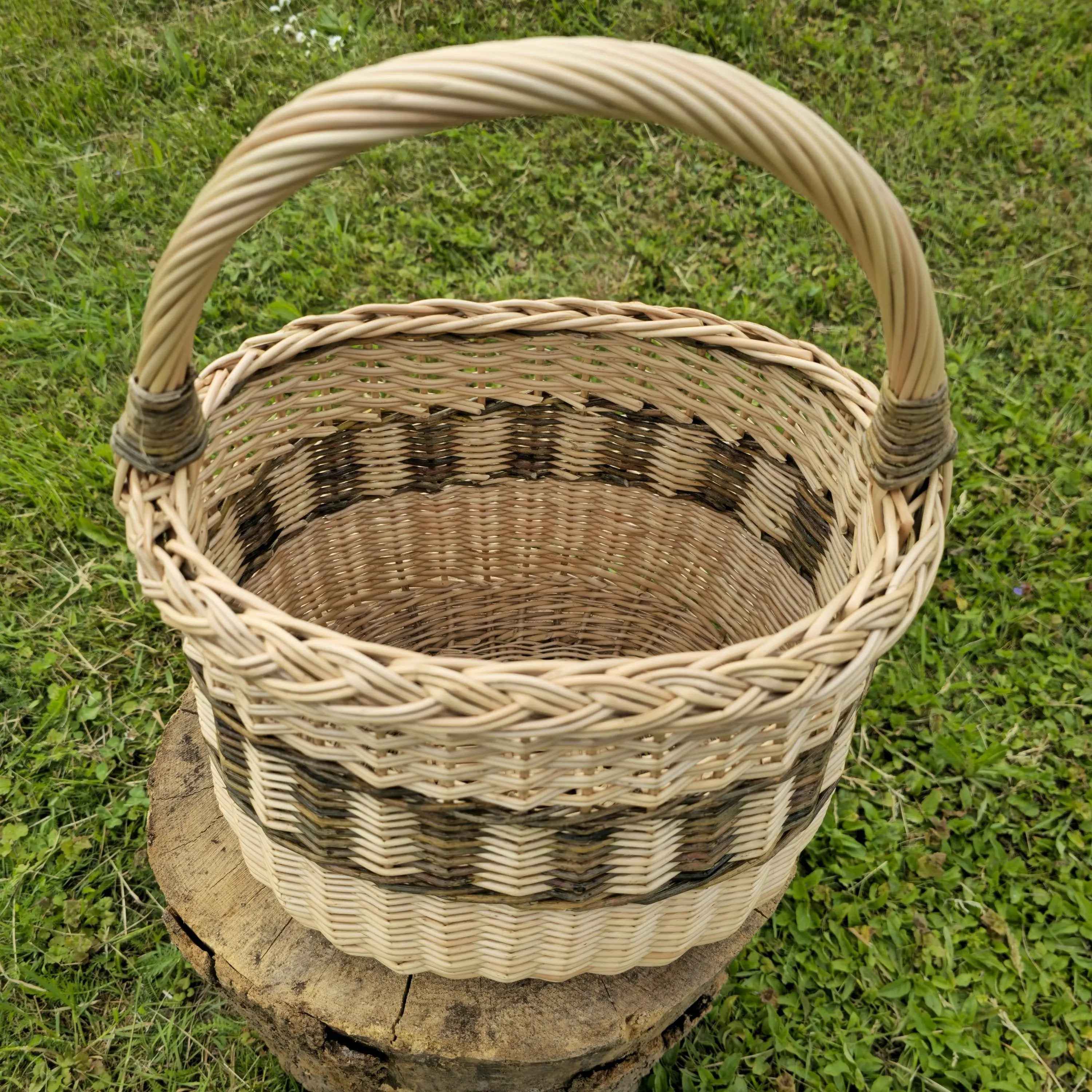 Wicker basket 015b - NaturelyWoven wicker - handmade