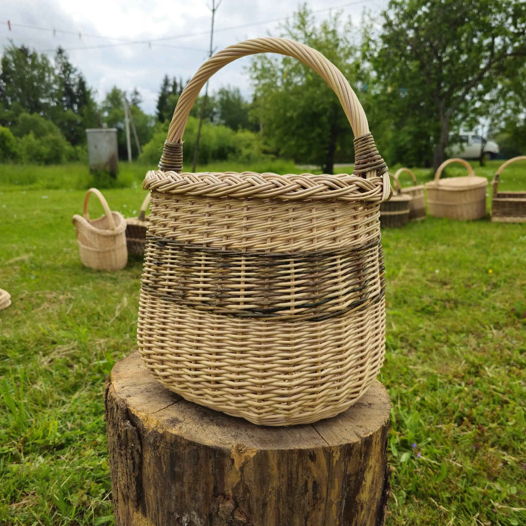 Wicker basket 015b - NaturelyWoven wicker - handmade