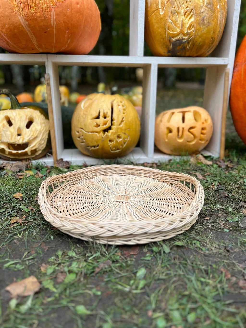 Wicker tray 025b - NaturelyWoven wicker - handmade