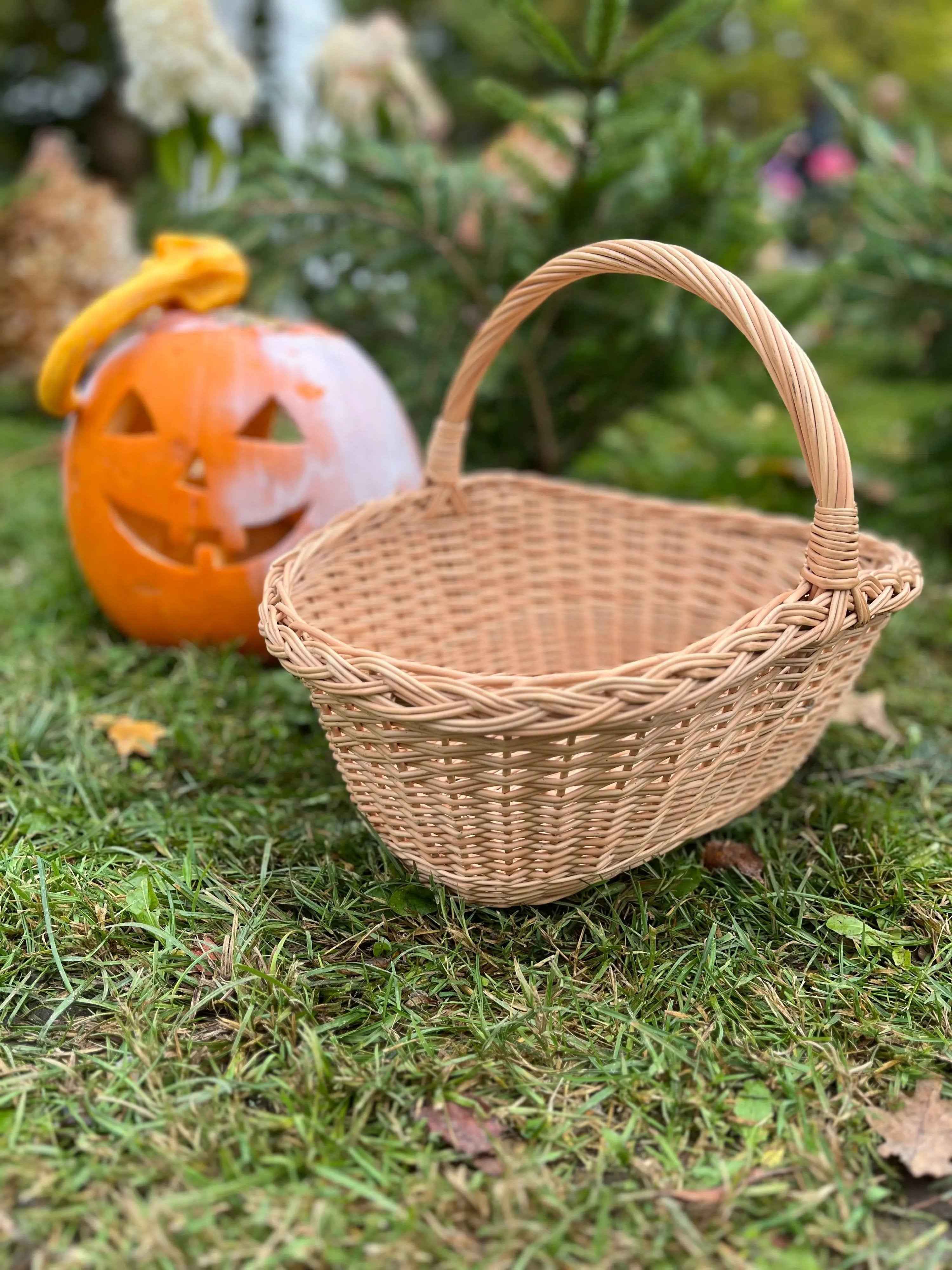 Wicker basket 020b - NaturelyWoven wicker - handmade