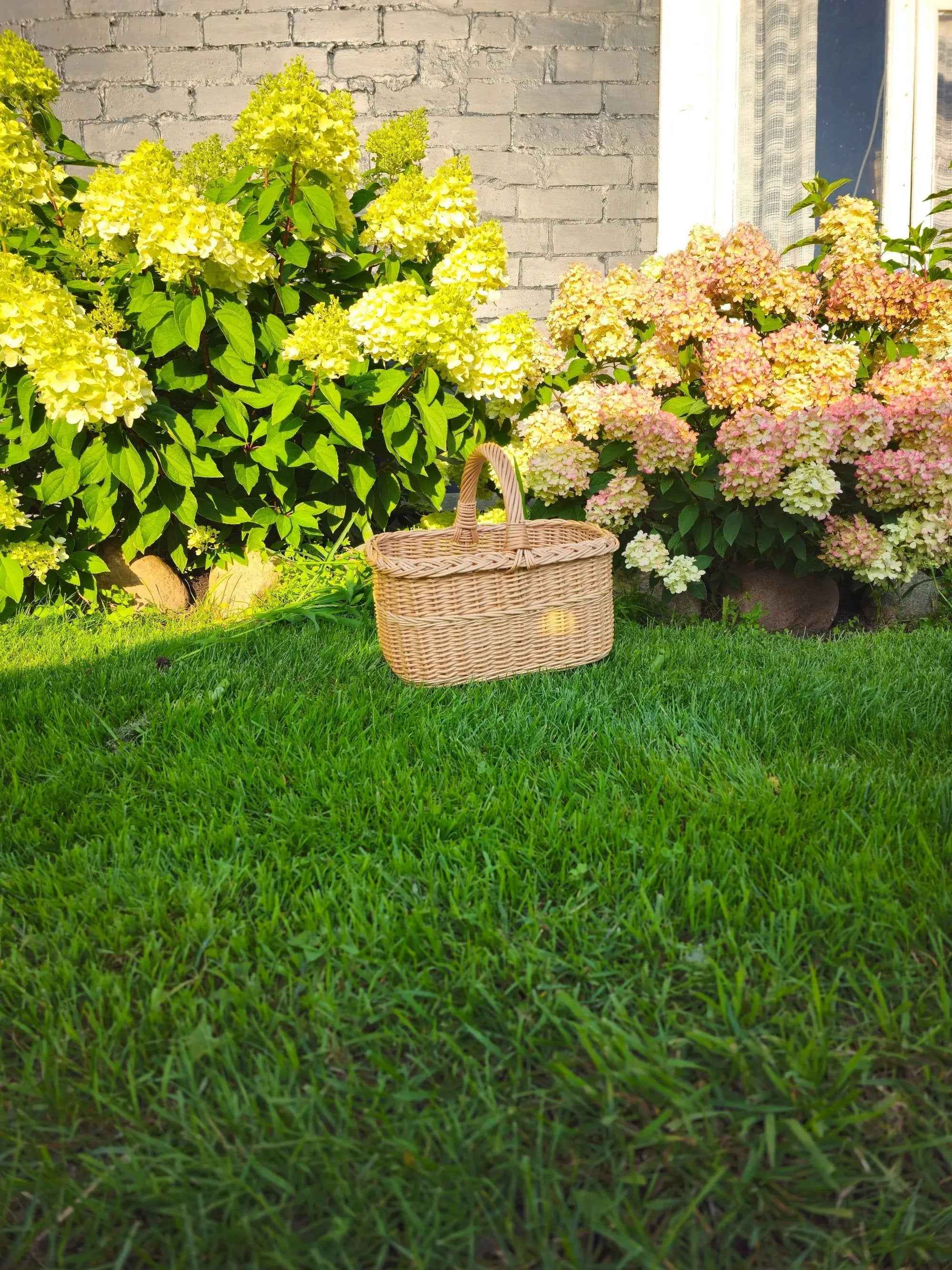 Willow basket 005b - NaturelyWoven wicker - handmade