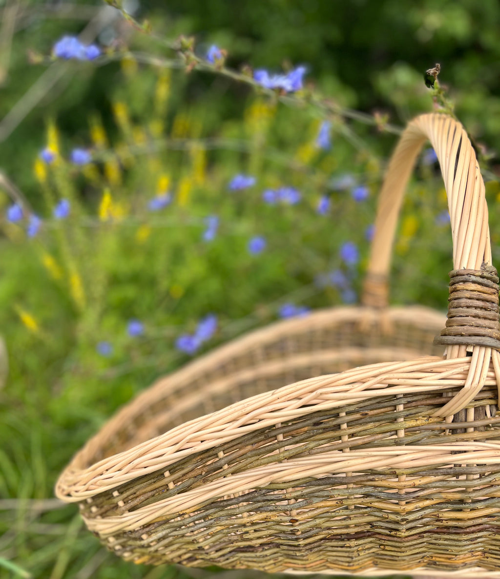 Large wicker basket 027b-1