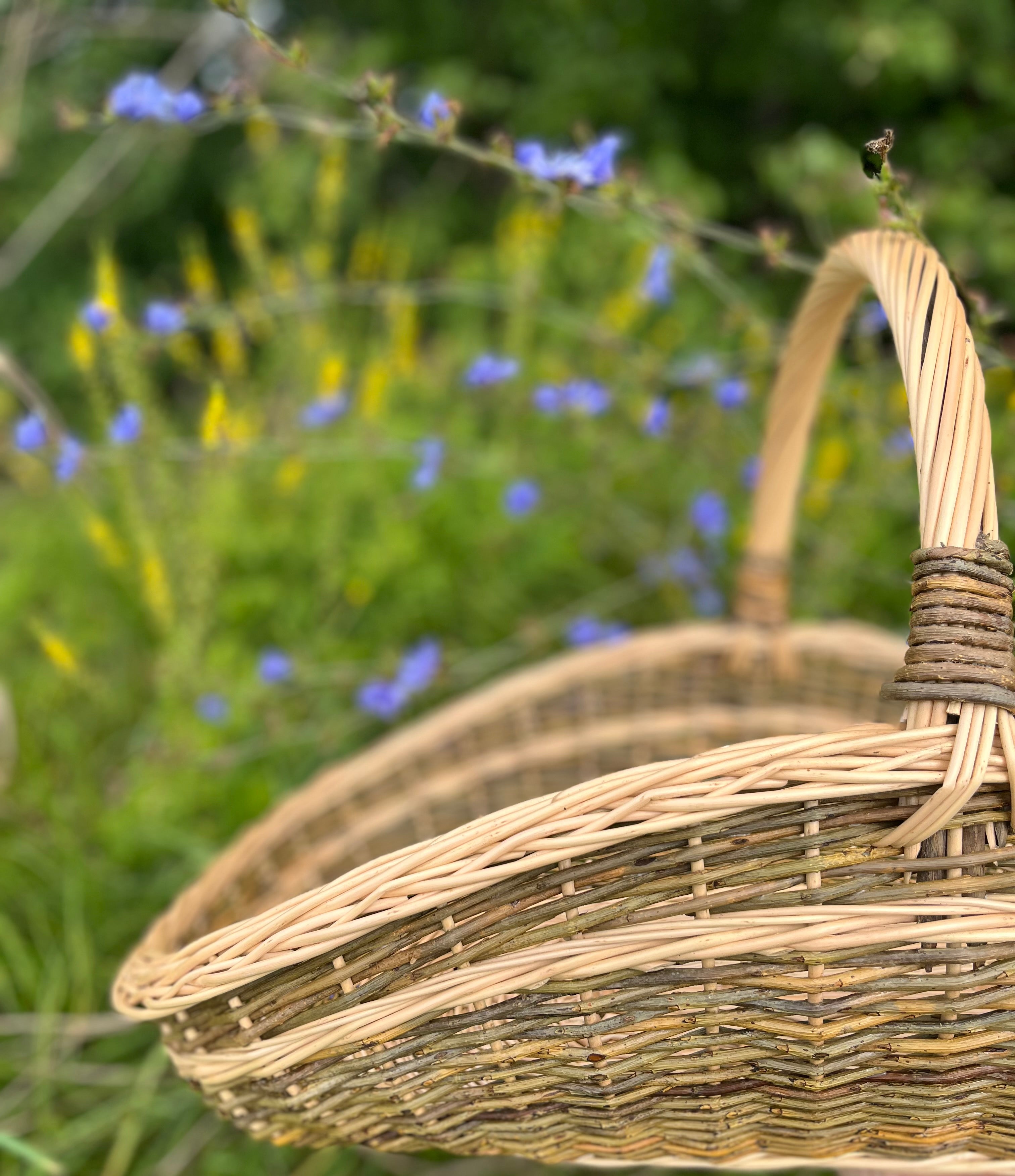 Large wicker basket 027b-1