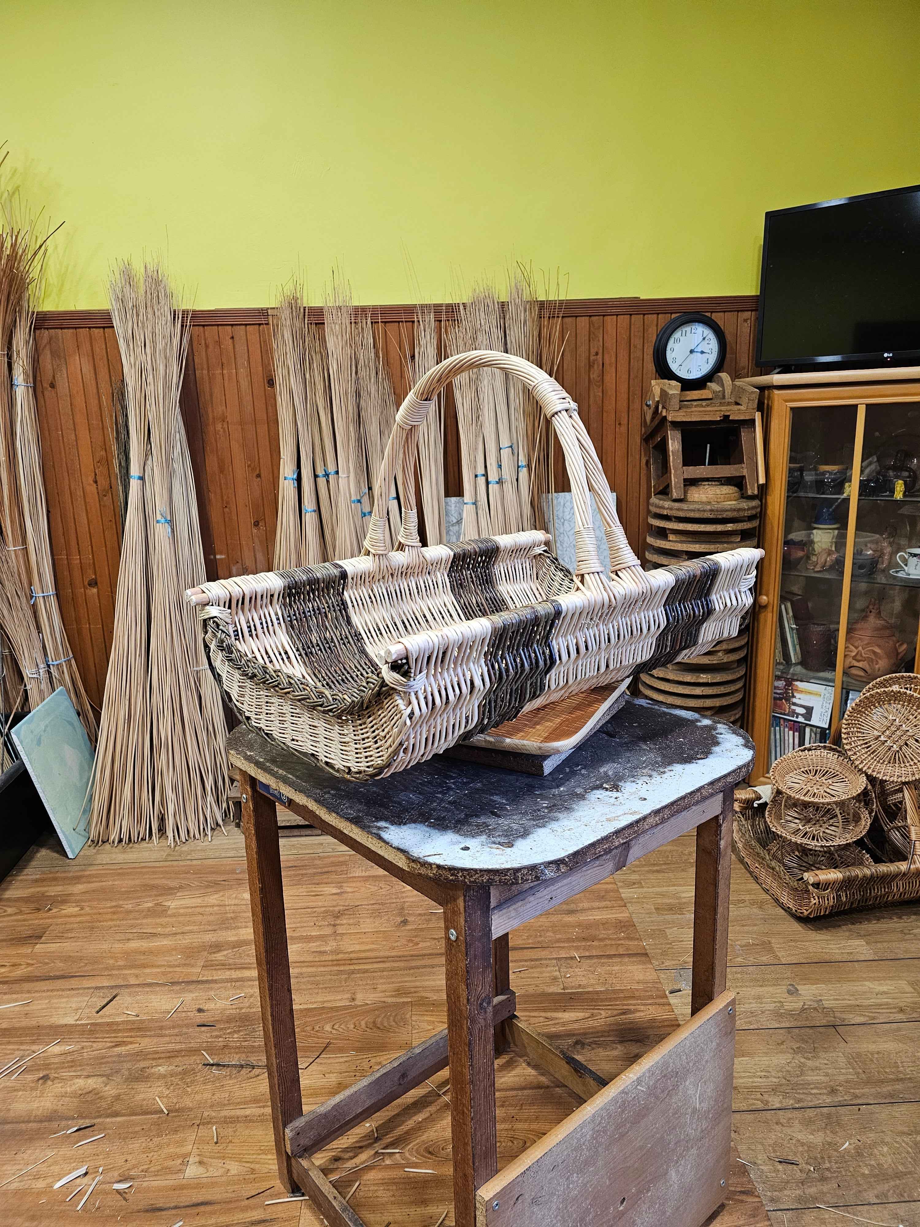 Large firewood basket 039r - NaturelyWoven wicker - handmade