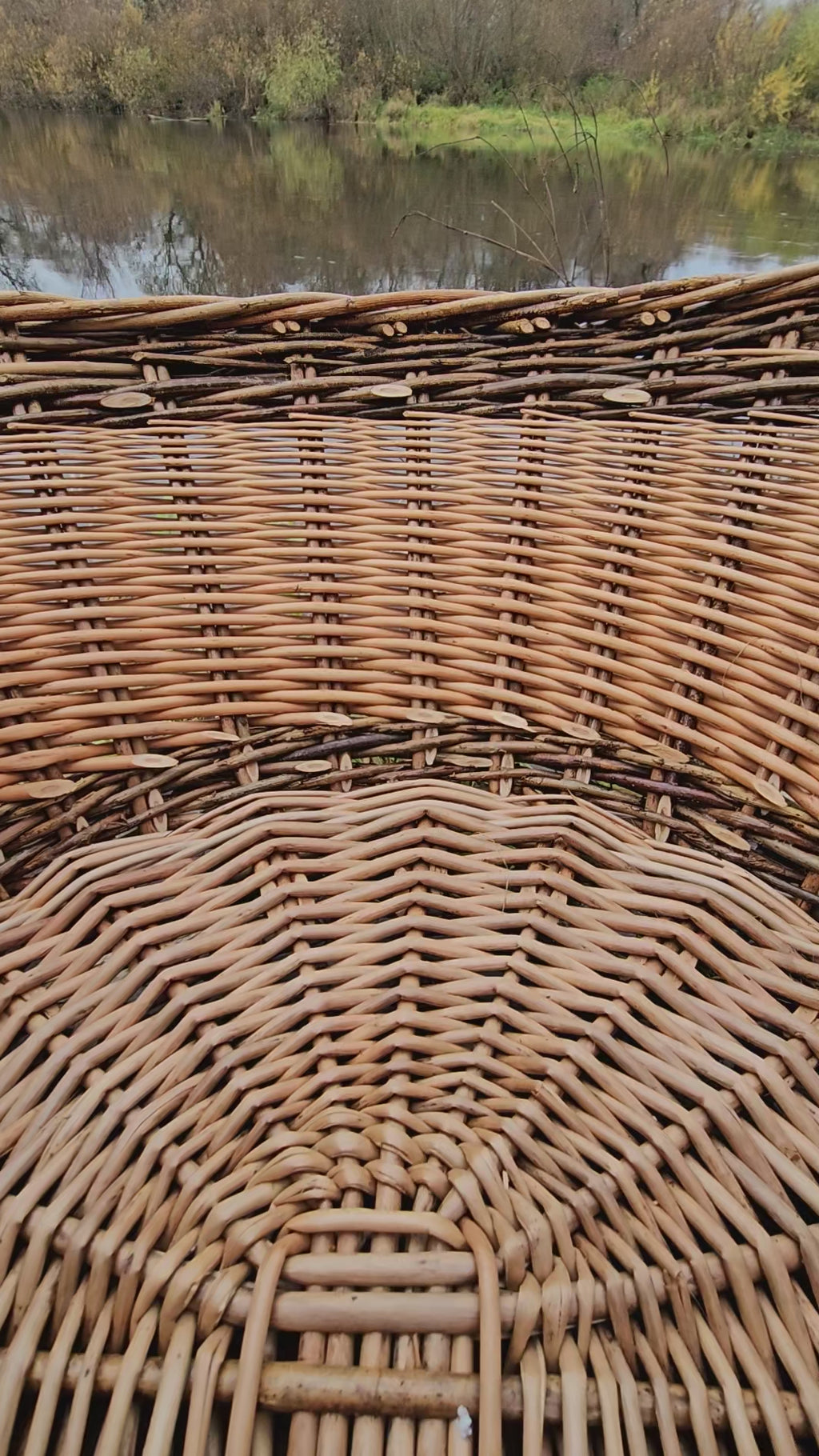 Large willow trug 034r