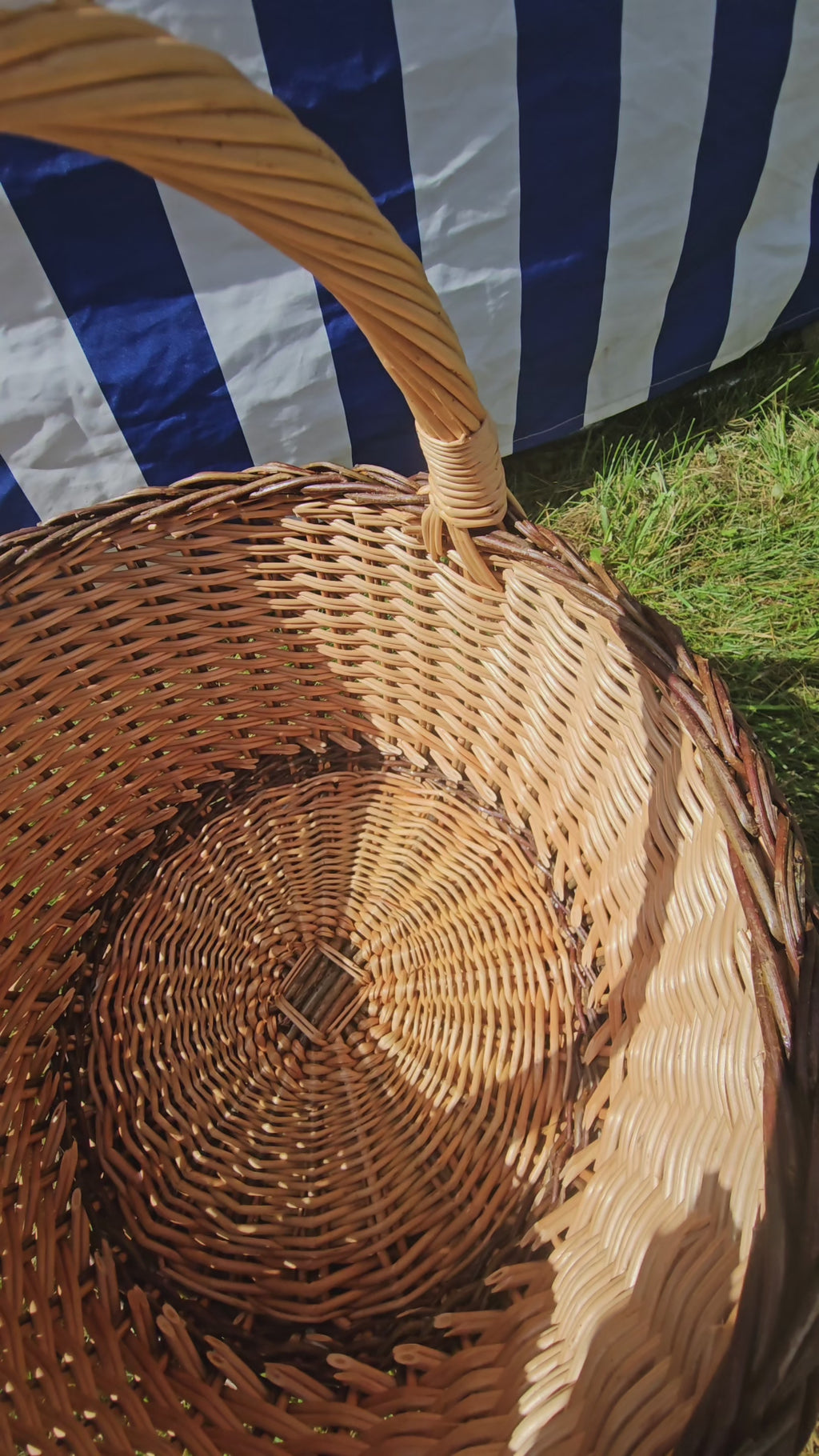 Wicker basket 020r