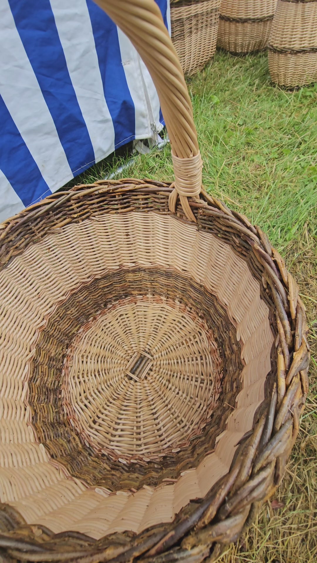 Wicker basket 023r